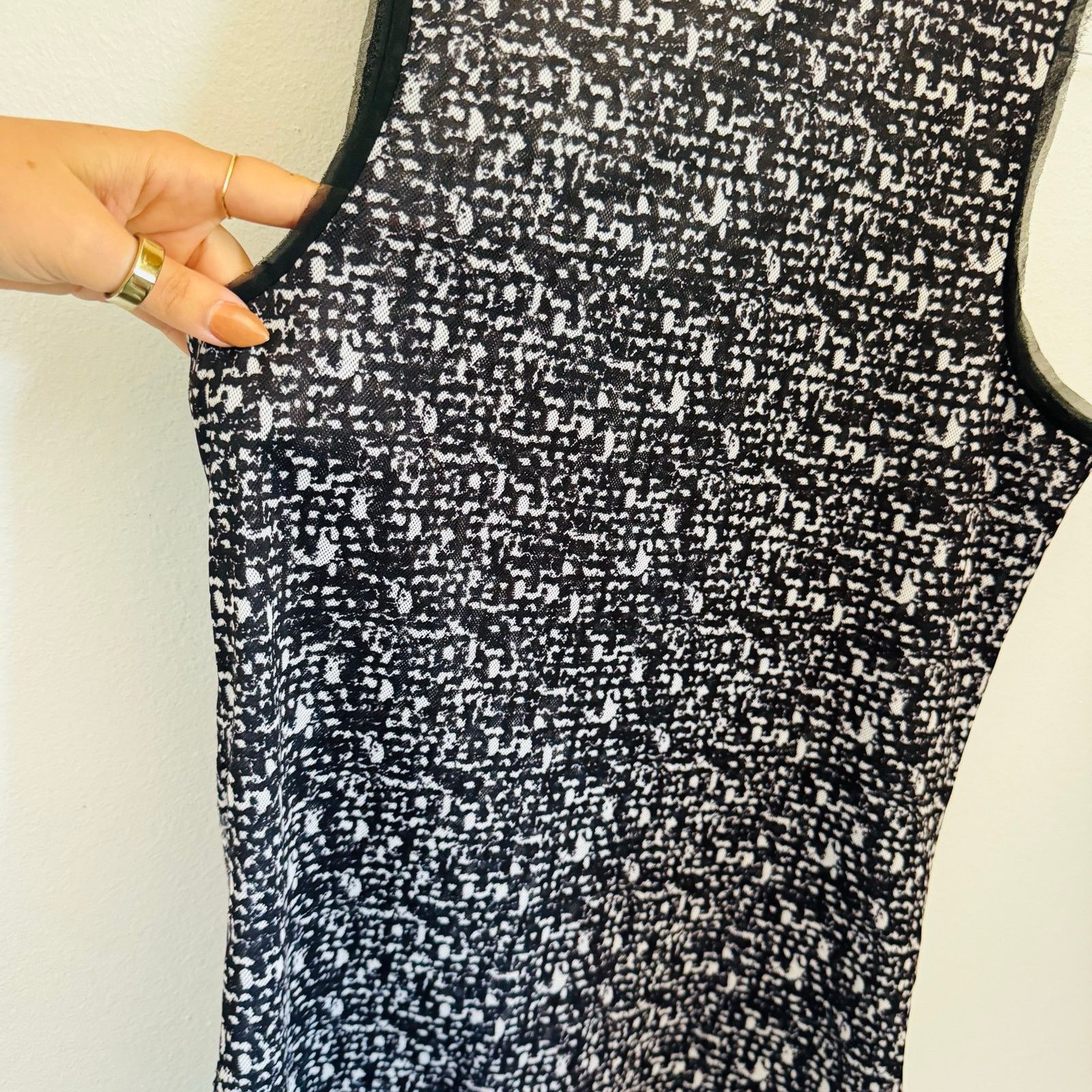 Ann Taylor ANN TAYLOR Black White Sequin Mesh $88 Tank Top Blouse Shirt Size S / US 4 / IT 40 - 13 Thumbnail