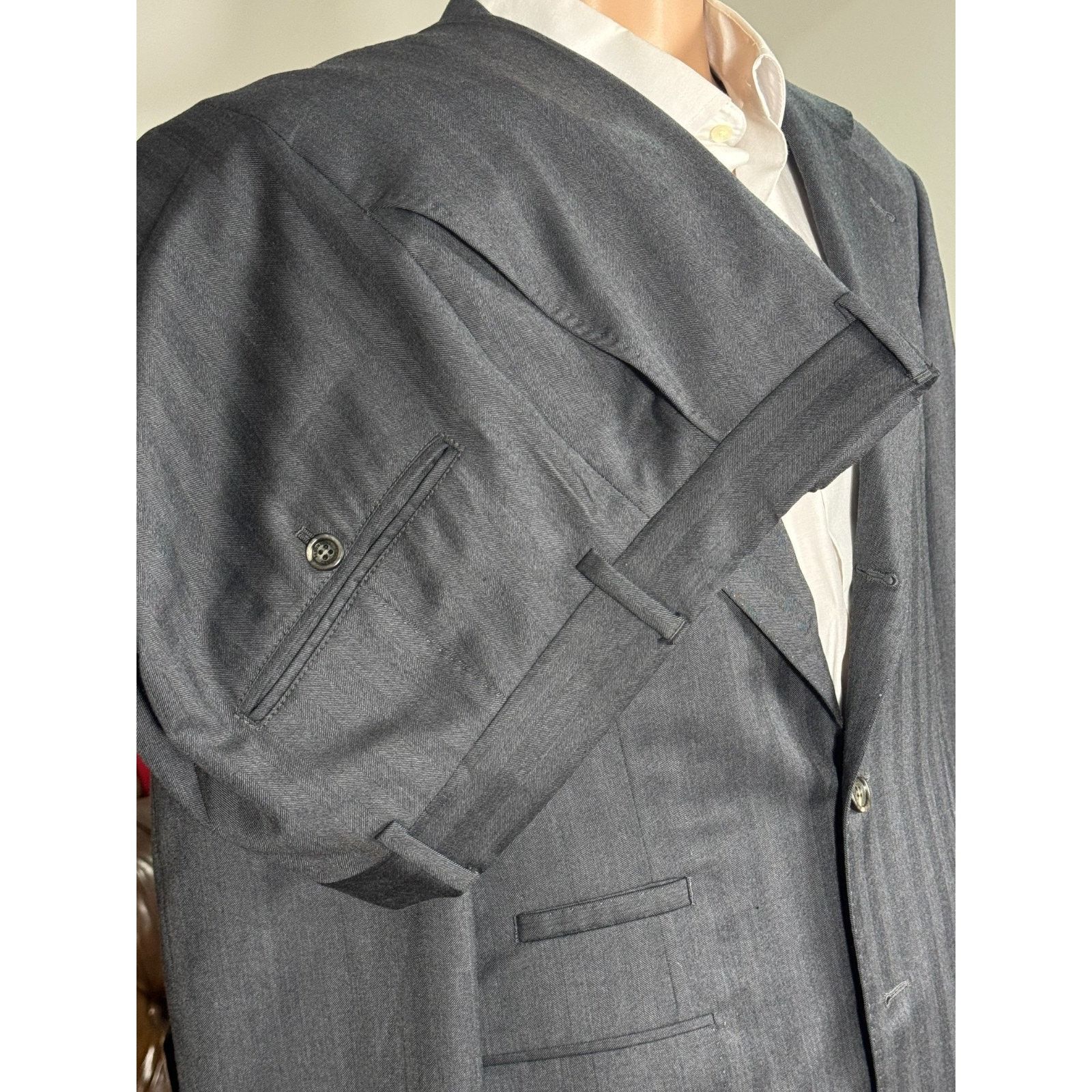 Brunello Cucinelli Brunello Cucinelli Charcoal Herringbone Suit 50EU 40R 34x28 Size 40R - 11 Thumbnail