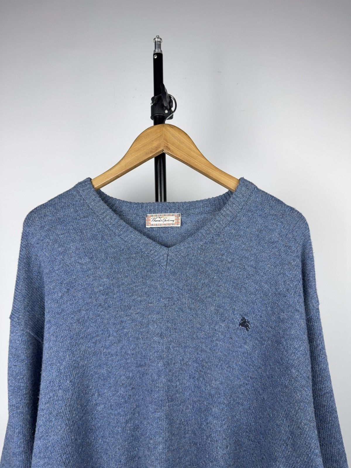 Burberry Retro 90s Thomas Burberry Blue V-Neck Wool Sweater Vintage Size US XL / EU 56 / 4 - 2 Thumbnail