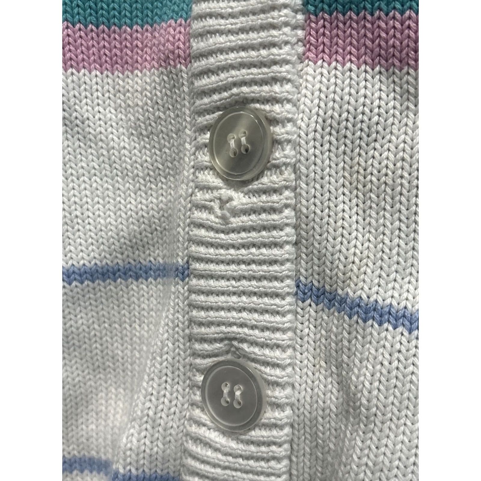 Izod VINTAGE Izod Lacoste Cardigan Sweater Womens Medium White Long Sleeve Button Up V-Neck 80s Preppy Hipster Golf Size M / US 6-8 / IT 42-44 - 4 Thumbnail
