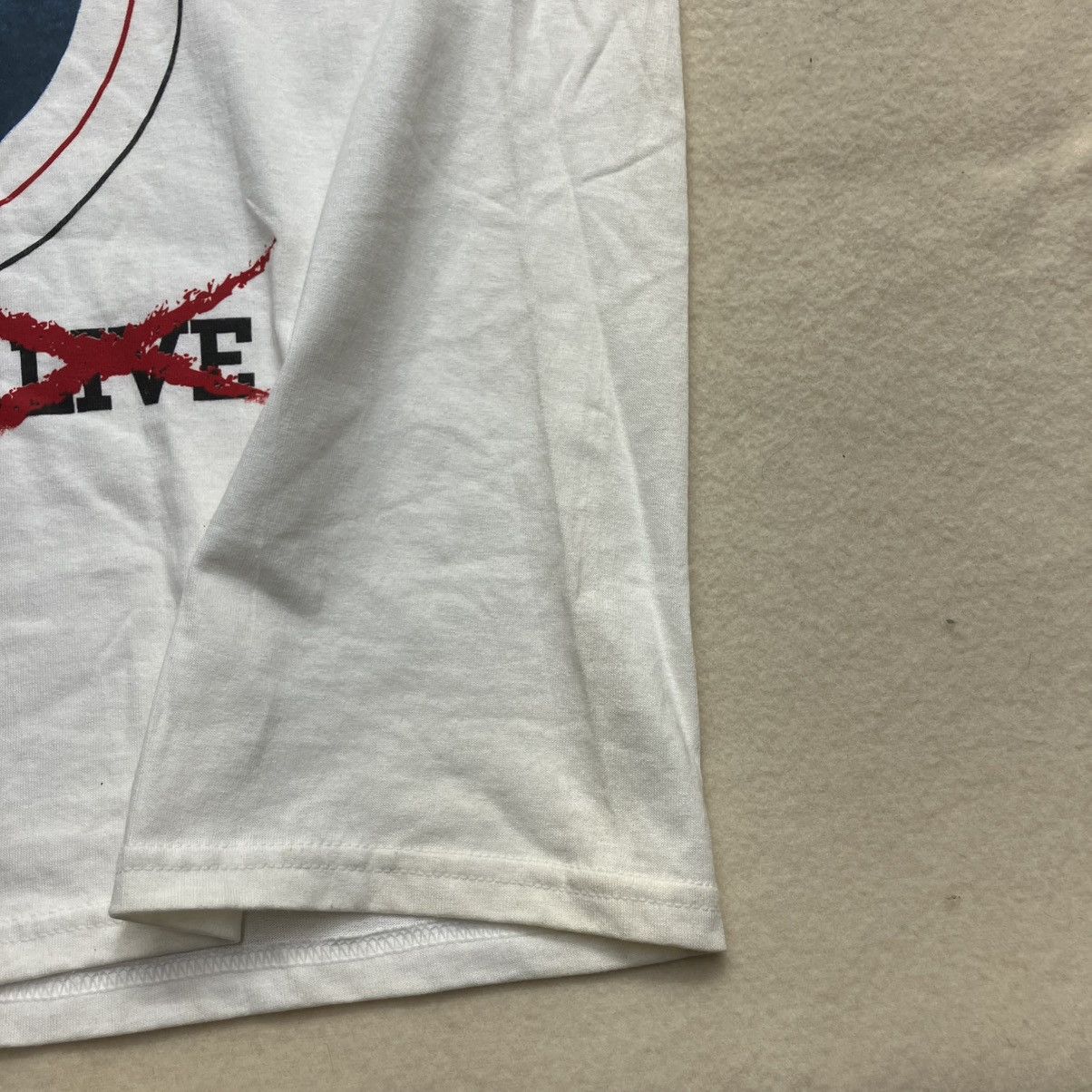 Vintage 2001 osama bin laden dead or alive tee shirt political humor Size US XL / EU 56 / 4 - 4 Thumbnail