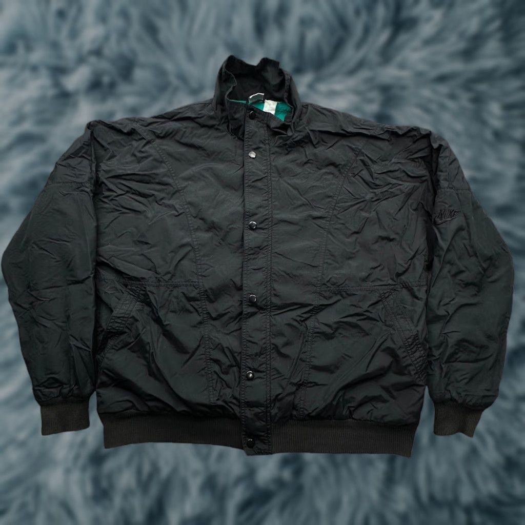 Nike VINTAGE Nike Jacket Nylon Lined Fleece 90s Mens Large Black Green Venus Windbreaker Size US L / EU 52-54 / 3 - 1 Thumbnail