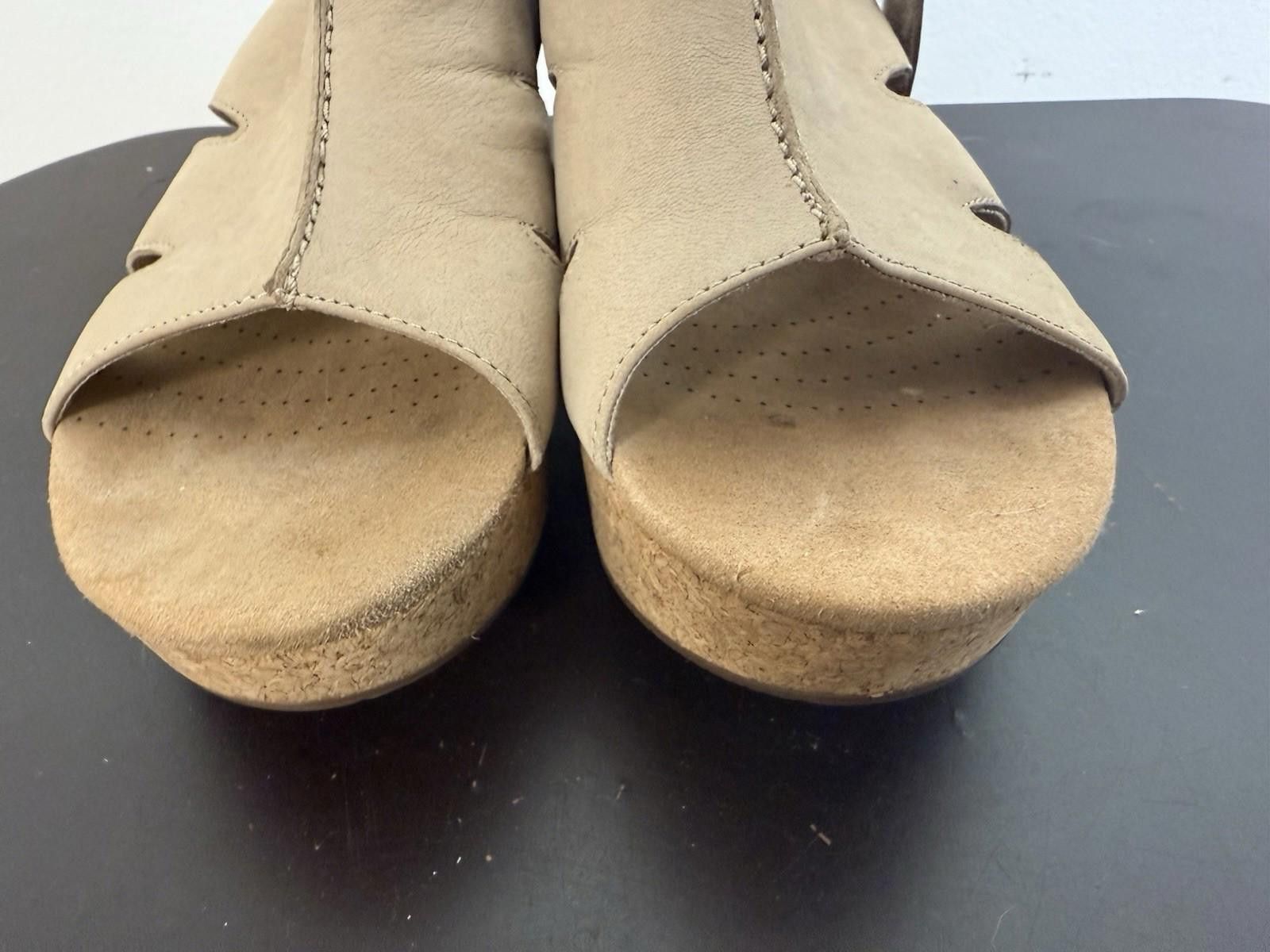 Clarks Clarks Platform Cork Wedge Sandals Cushion Nubuck Light Tan Size US 11 / IT 41 - 7 Thumbnail