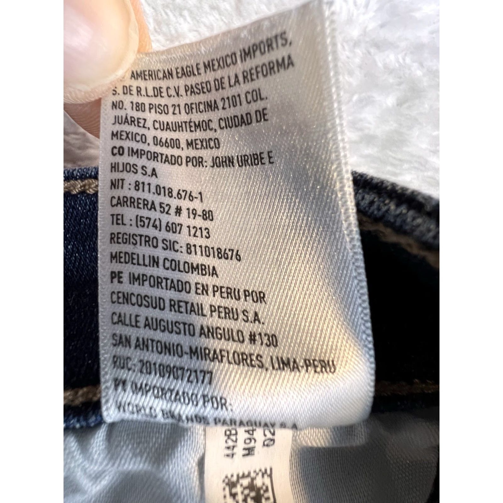 American Eagle Outfitters VINTAGE? No. Size 28" / US 6 / IT 42 - 4 Thumbnail