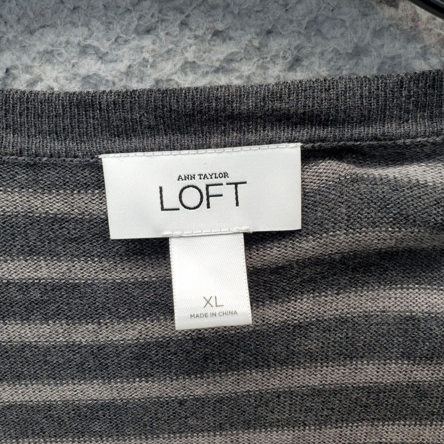 Loft LOFT Cardigan Sweater Women XL Multi Striped Long Sleeve V Neck Bow Button Front Size XL / US 12-14 / IT 48-50 - 3 Thumbnail