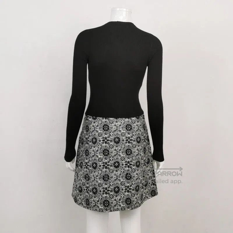 Louis Vuitton Louis Vuitton Colorblocked Wool Silk Dress. Size US 38 / EU 54 - 2 Thumbnail