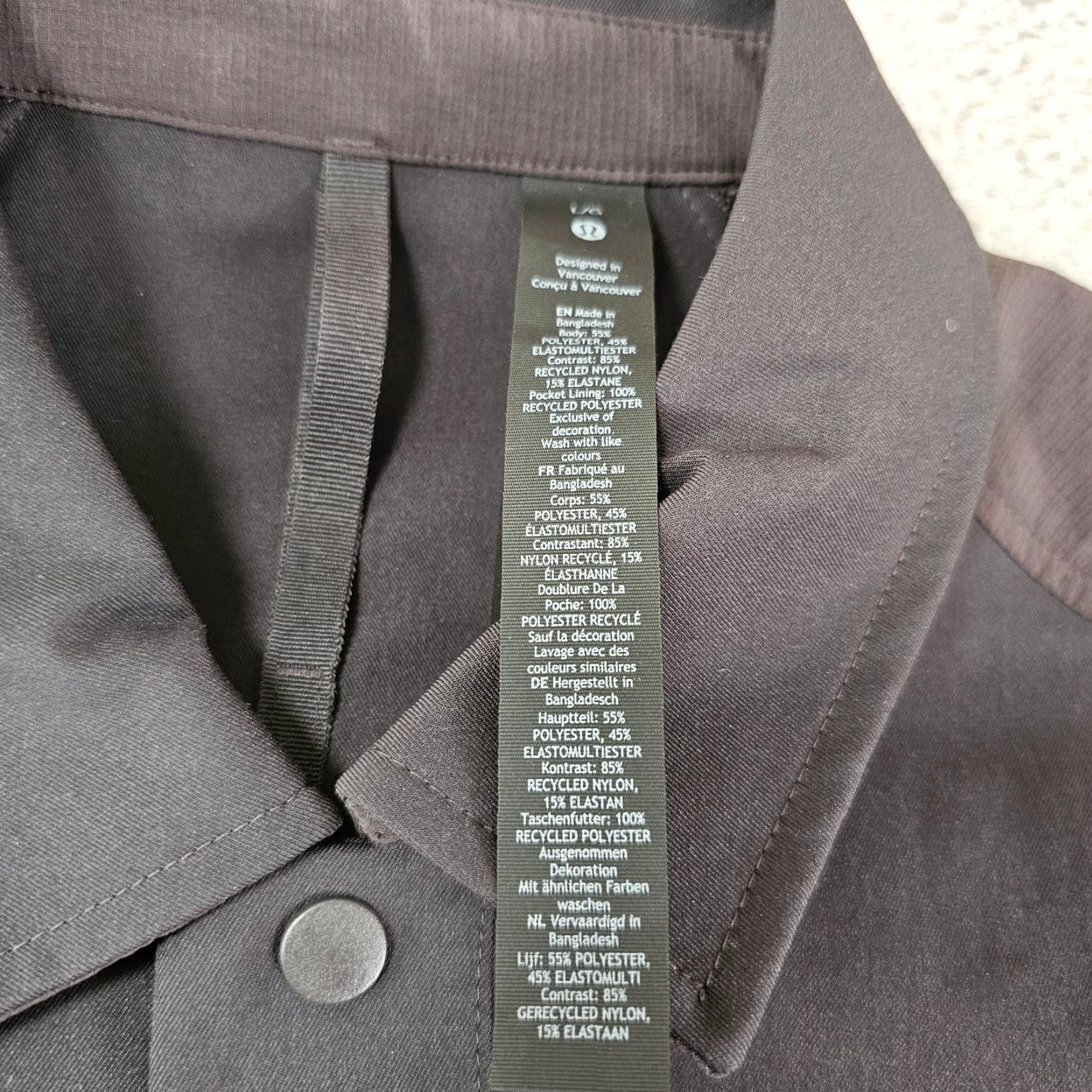 Lululemon Lululemon Jacket Mens Large Grey Snap Front Collared Coat Outerwear Quick Dry Water Resistant Wind-Resistant Pockets Zipped Size US L / EU 52-54 / 3 - 5 Thumbnail