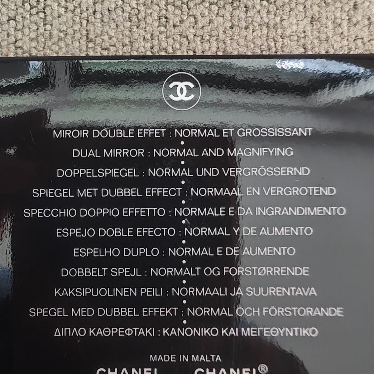 Chanel Chanel Limited Edition Code Couleur makeup set in Rouge Noir Size ONE SIZE - 5 Thumbnail