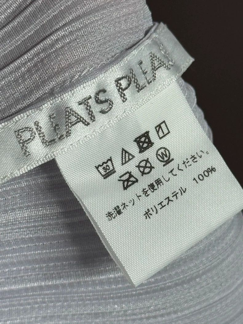 Issey Miyake Issey Miyake size:4 Light grey sleeveless high-neck pleate Size S / US 4 / IT 40 - 3 Thumbnail