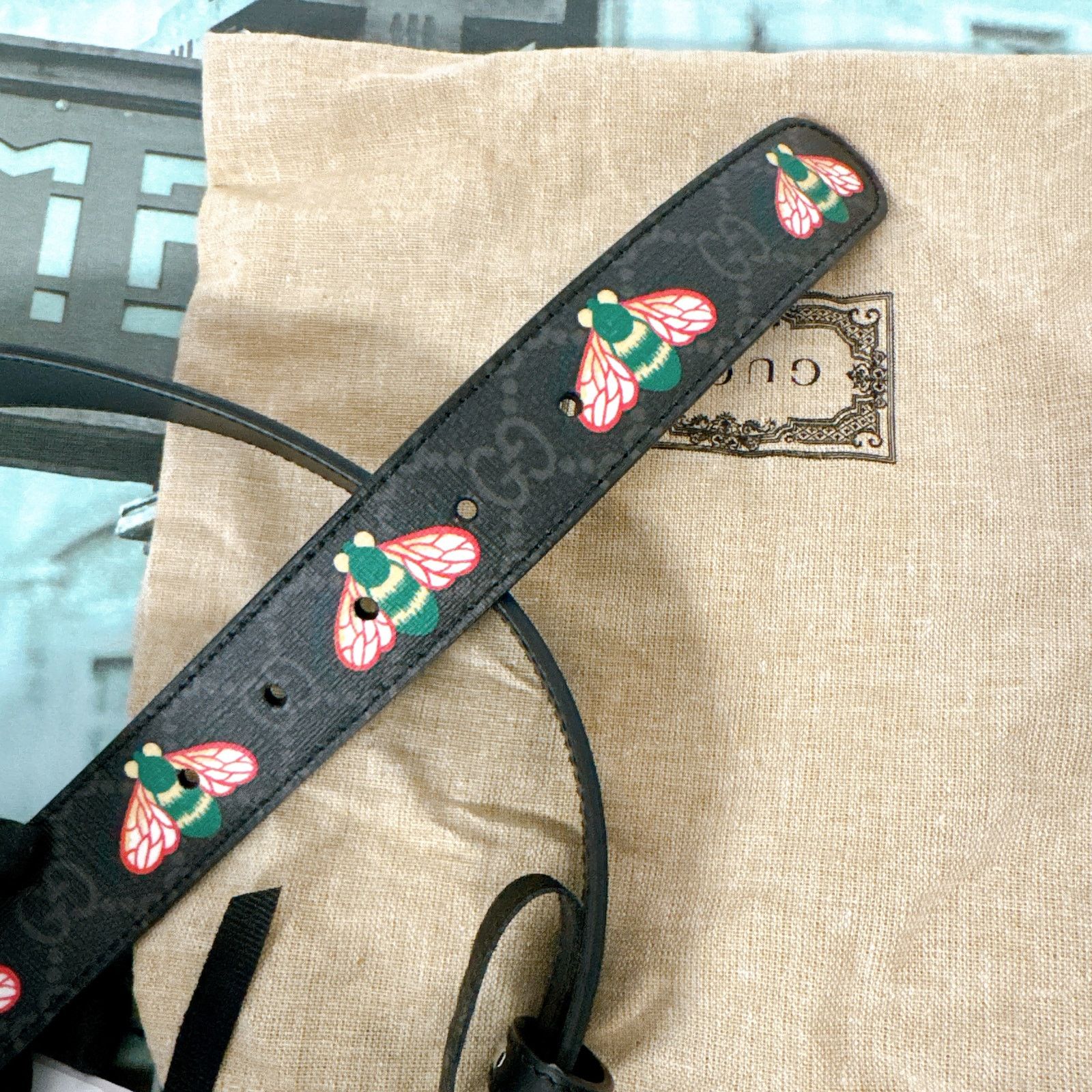 Gucci Gucci 414516 GG Logo Buckle Marmont Bees Print Leather Belt Size ONE SIZE - 7 Thumbnail