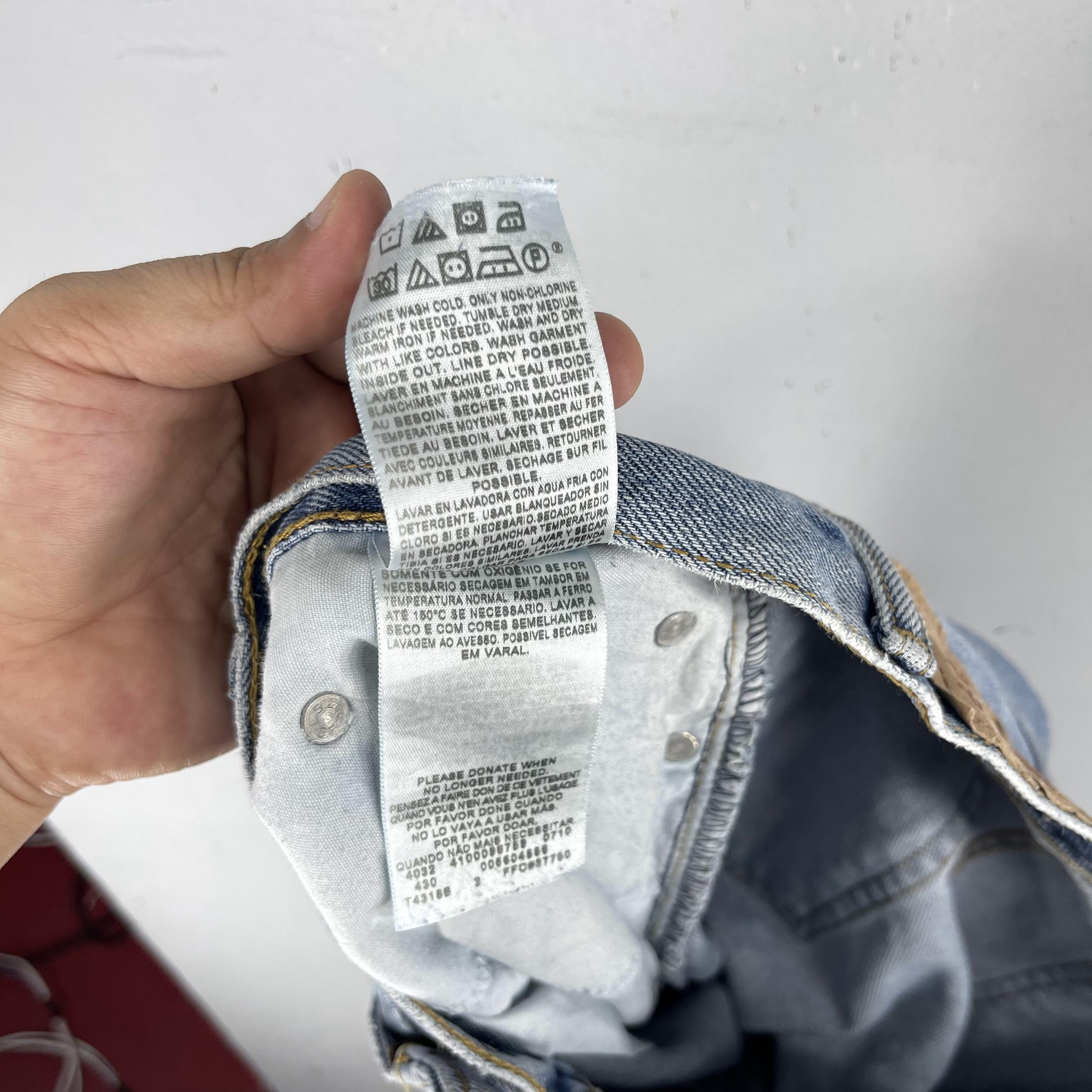 Levi's × Vintage W37 L32 Vintage Levis 560 Distressed Reconstruct Jeans Size US 38 / EU 54 - 6 Thumbnail