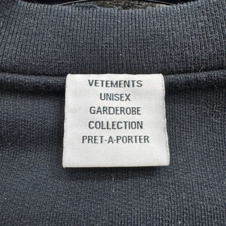 Vetements Vetements Show Anti-War Embroidered Letter Hoodie Size US S / EU 44-46 / 1 - 3 Thumbnail