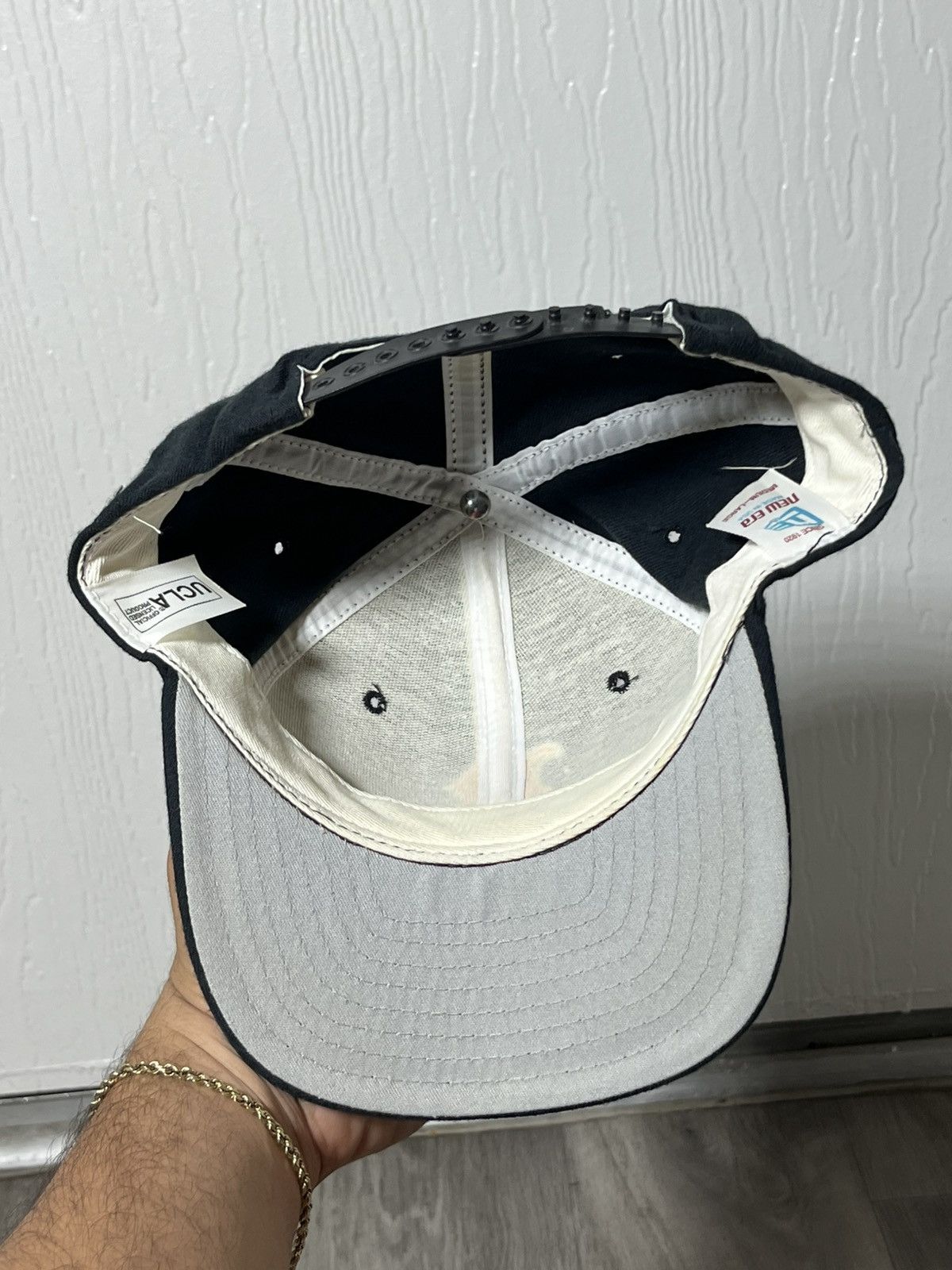 New Era Vintage 90s New Era UCLA Bruins NCAA Collegiate SnapBack Hat Size ONE SIZE - 5 Thumbnail
