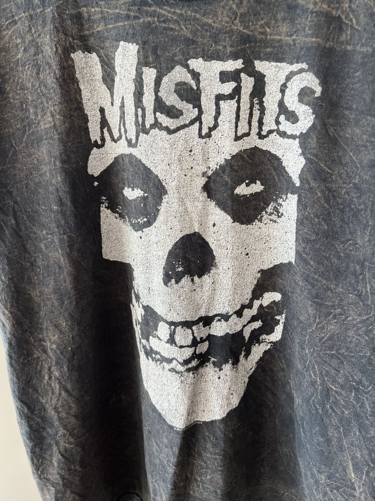 Misfits Abstract Pattern Misfits Big Logo Vintage Merch Tee Size US L / EU 52-54 / 3 - 19 Thumbnail