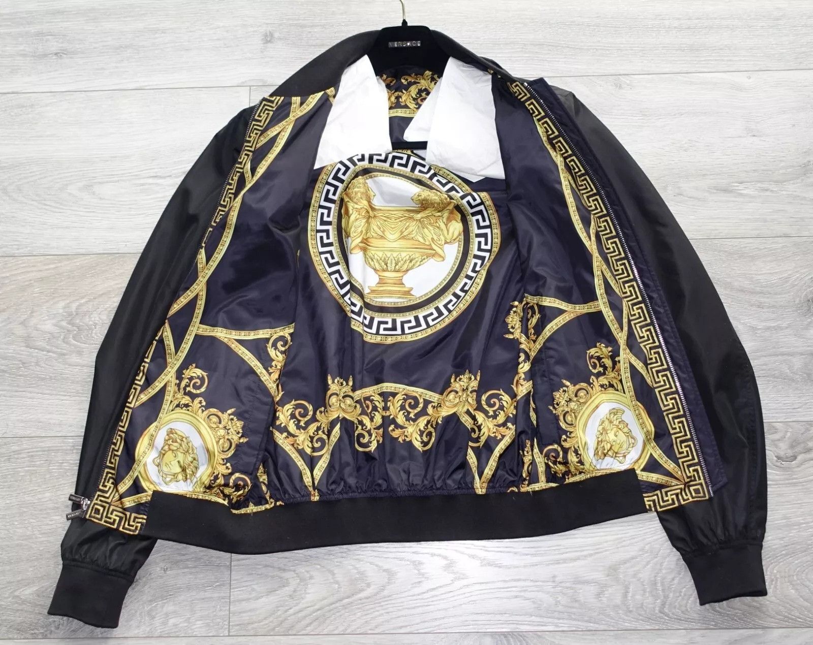 Versace VERSACE JACKET LOGO MEDUSA Size US L / EU 52-54 / 3 - 2 Thumbnail