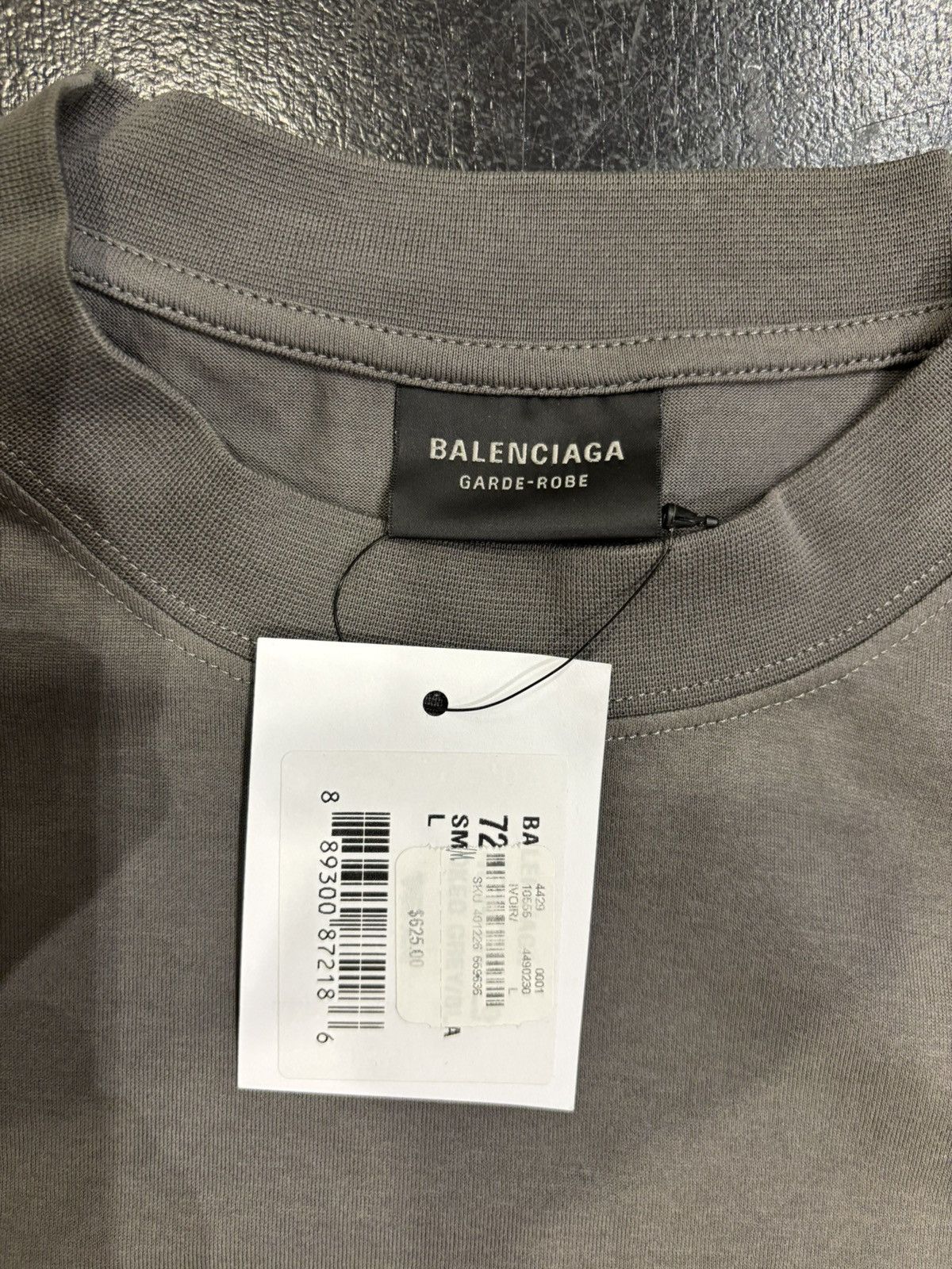 Balenciaga Balenciaga Garde-Robe Tee Size US L / EU 52-54 / 3 - 3 Thumbnail