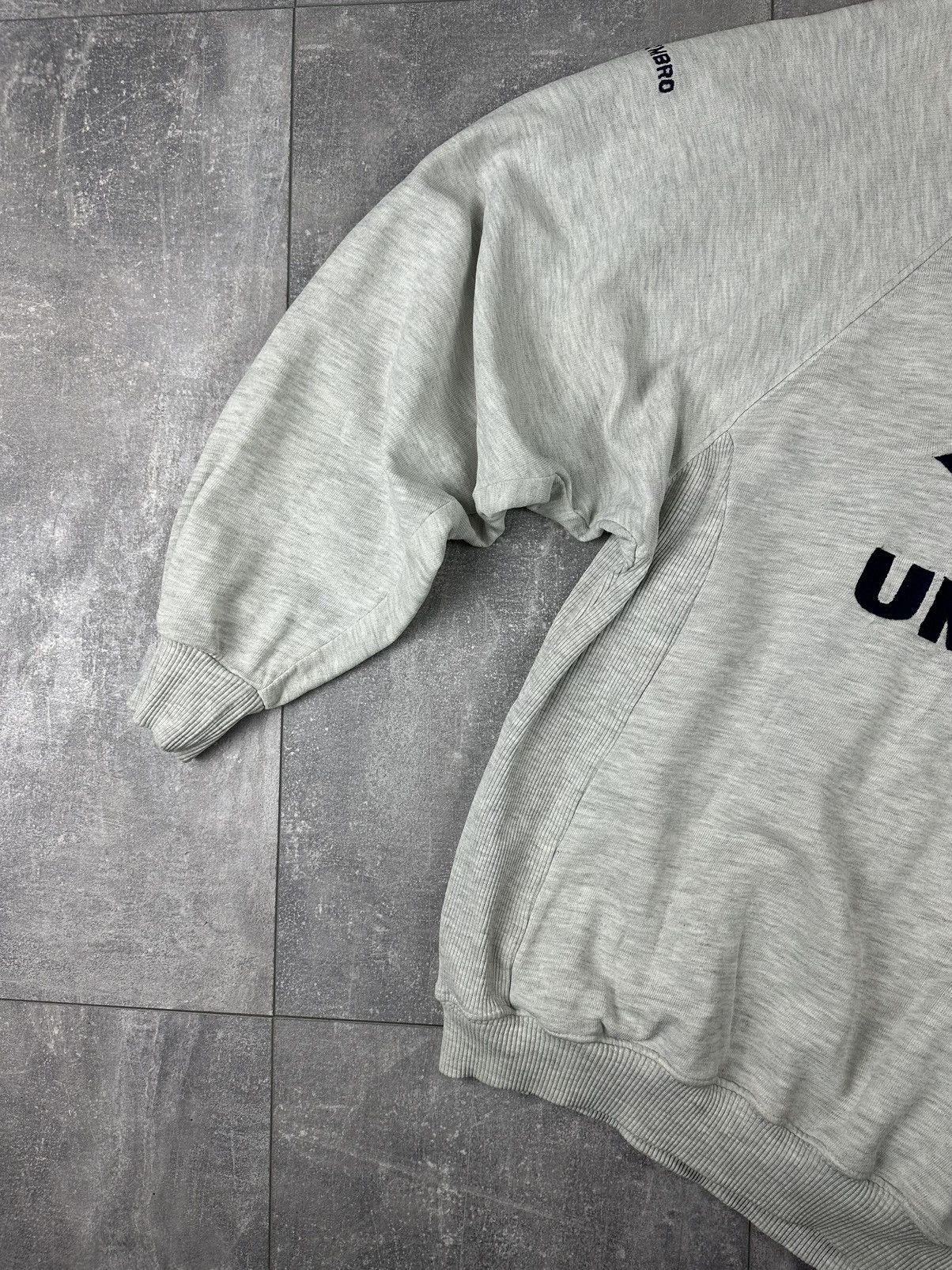 Umbro Umbro Pro Training Vintage Sweatshirt 90s Sportswear Size US S / EU 44-46 / 1 - 6 Thumbnail