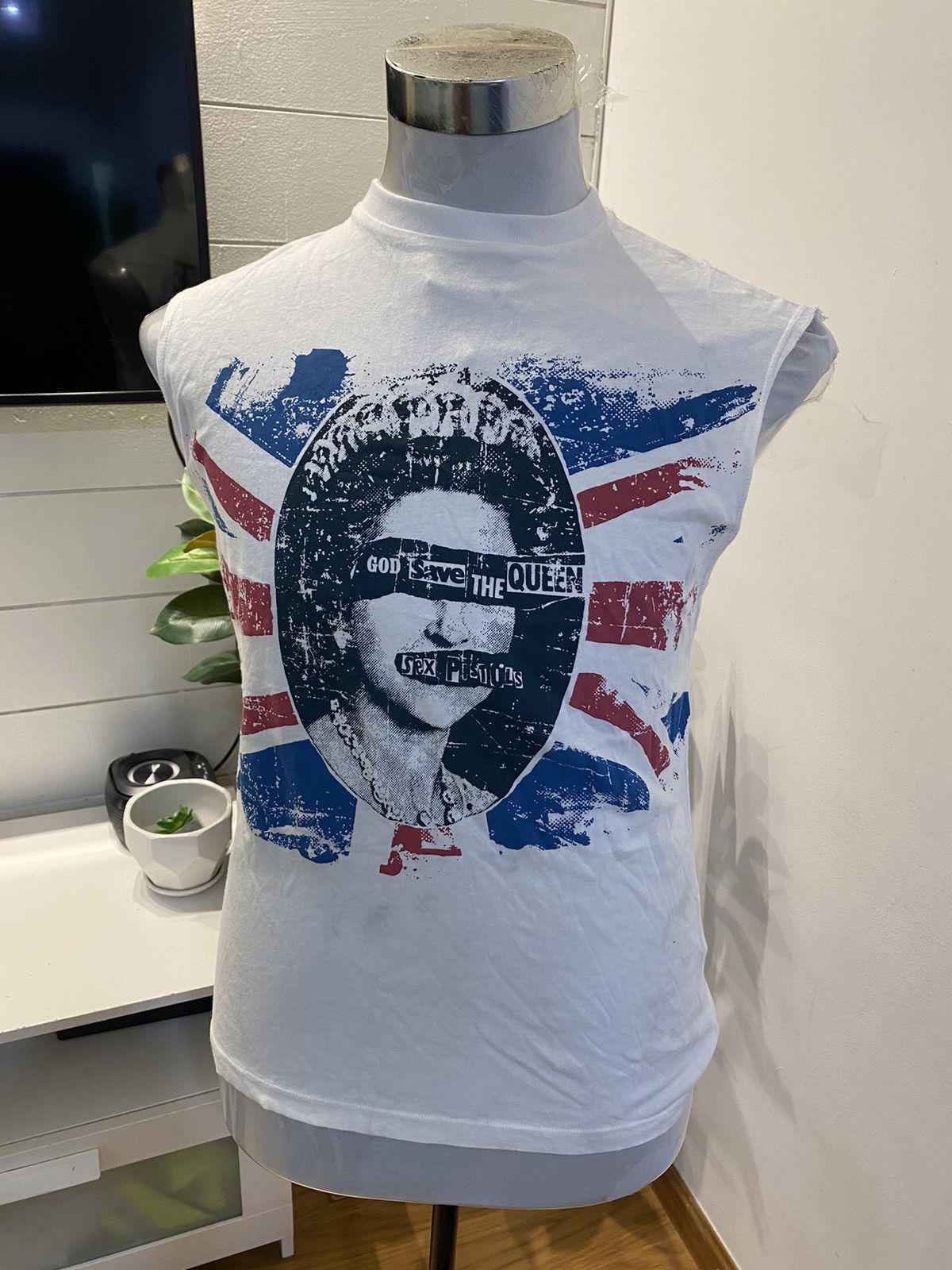 Seditionaries Sex Pistols Punk God Save The Queen Ut Sleeveless Size US S / EU 44-46 / 1 - 11 Thumbnail