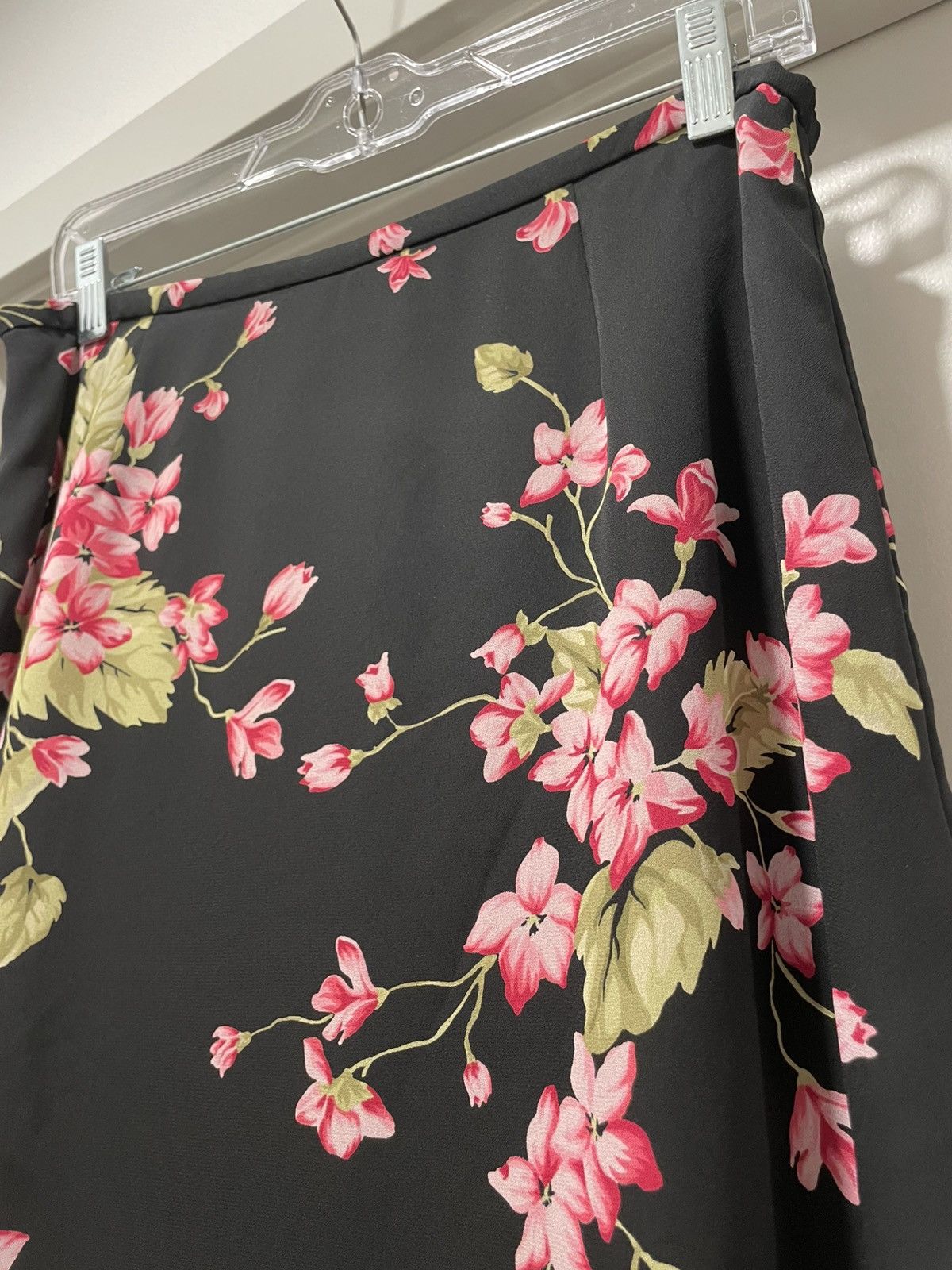 Vintage VTG 90s Y2K First Issue Liz Claiborne Black & Pink Skirt Size 34" / US 12 / IT 48 - 5 Thumbnail