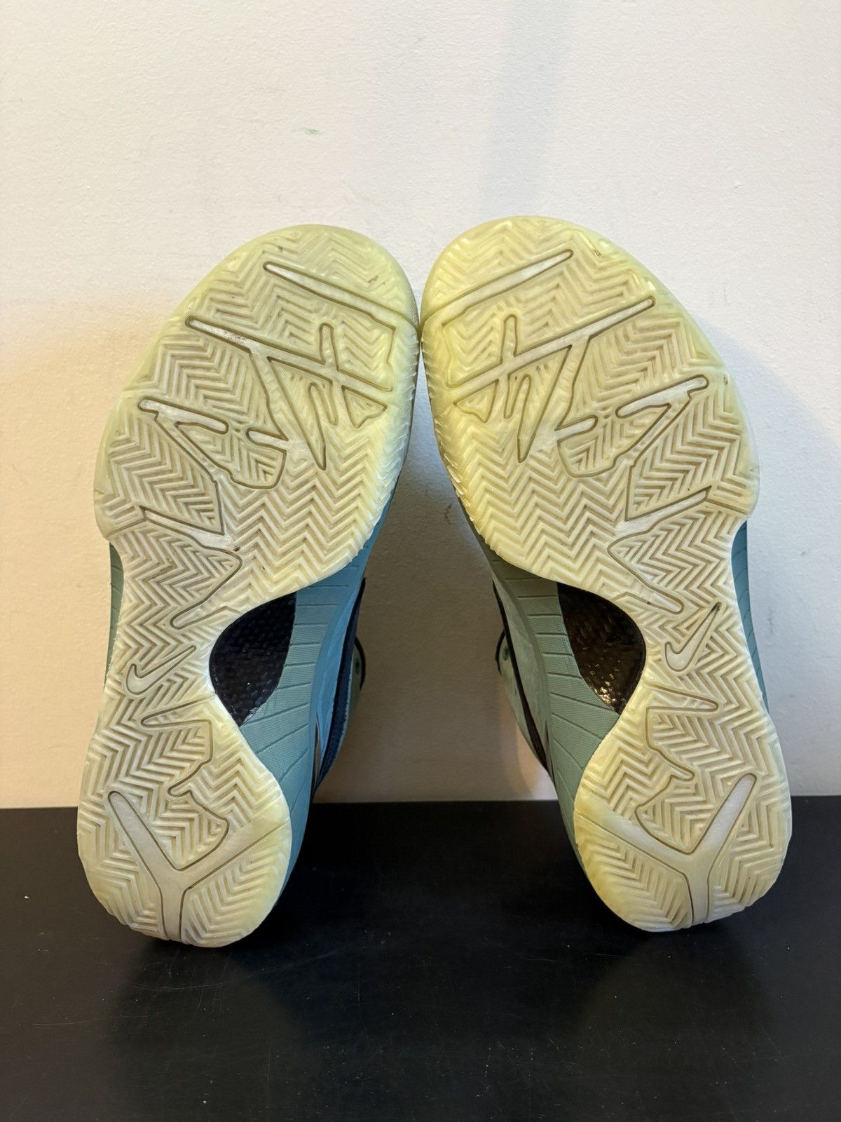 Nike Nike Kobe 4 Protro Girl Dad Size US 10.5 / EU 43-44 - 6 Thumbnail