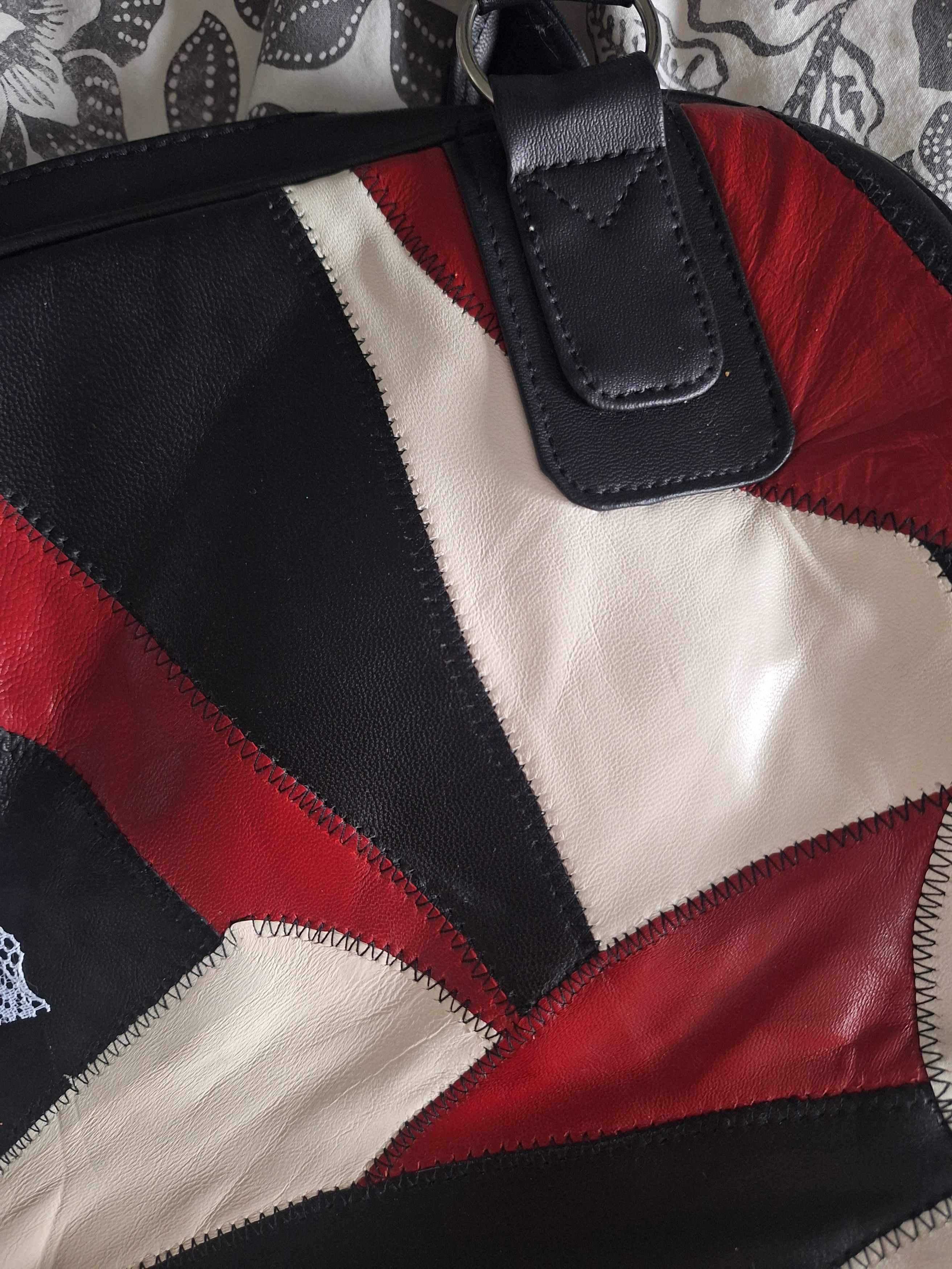 Vintage Patchwork leather bag vintage aesthetic coquette Size ONE SIZE - 6 Thumbnail