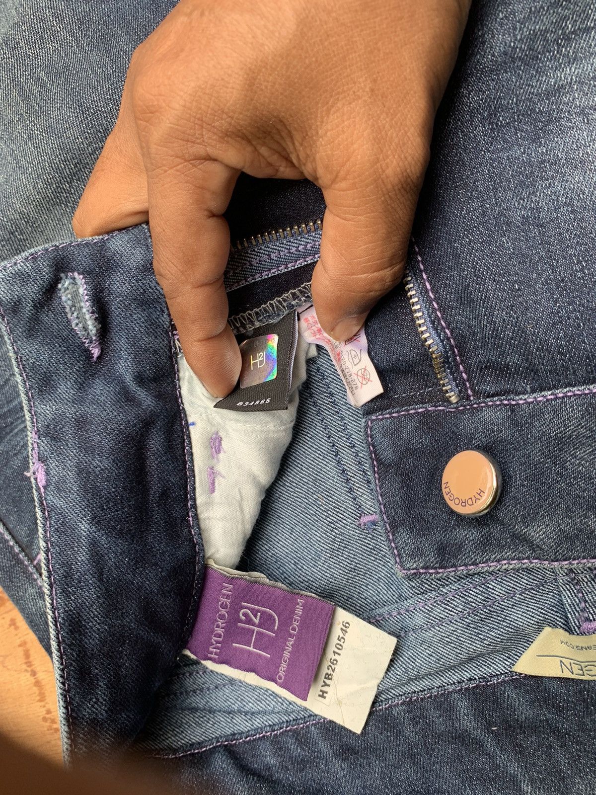 HYDROGEN Rare..Hydrogen Hibiscus Flower Embroidered Streching Jeans Size 29" - 18 Thumbnail