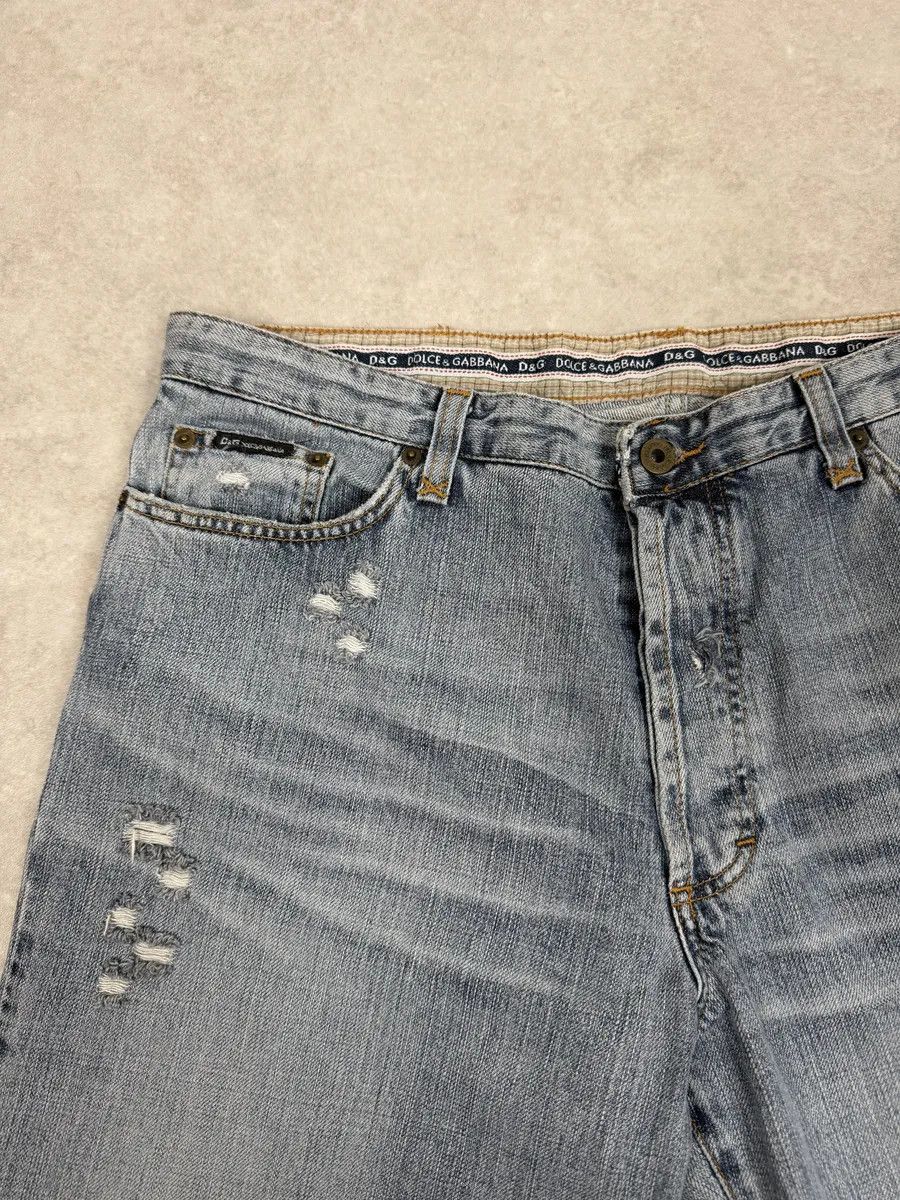 Dolce & Gabbana 2000s Dolce & Gabbana Large Distressed Blue Denim Jeans Size US 34 / EU 50 - 11 Thumbnail