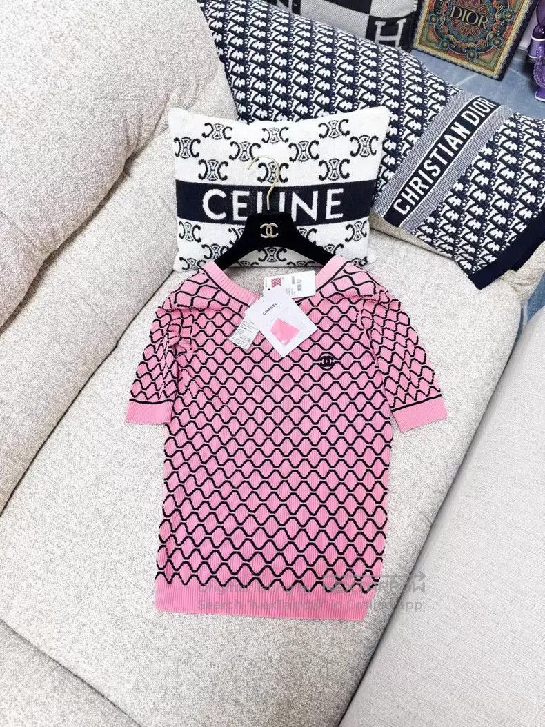 Chanel Chanel Diamond plaid backless knit Size XS / US 0-2 / IT 36-38 - 1 Thumbnail