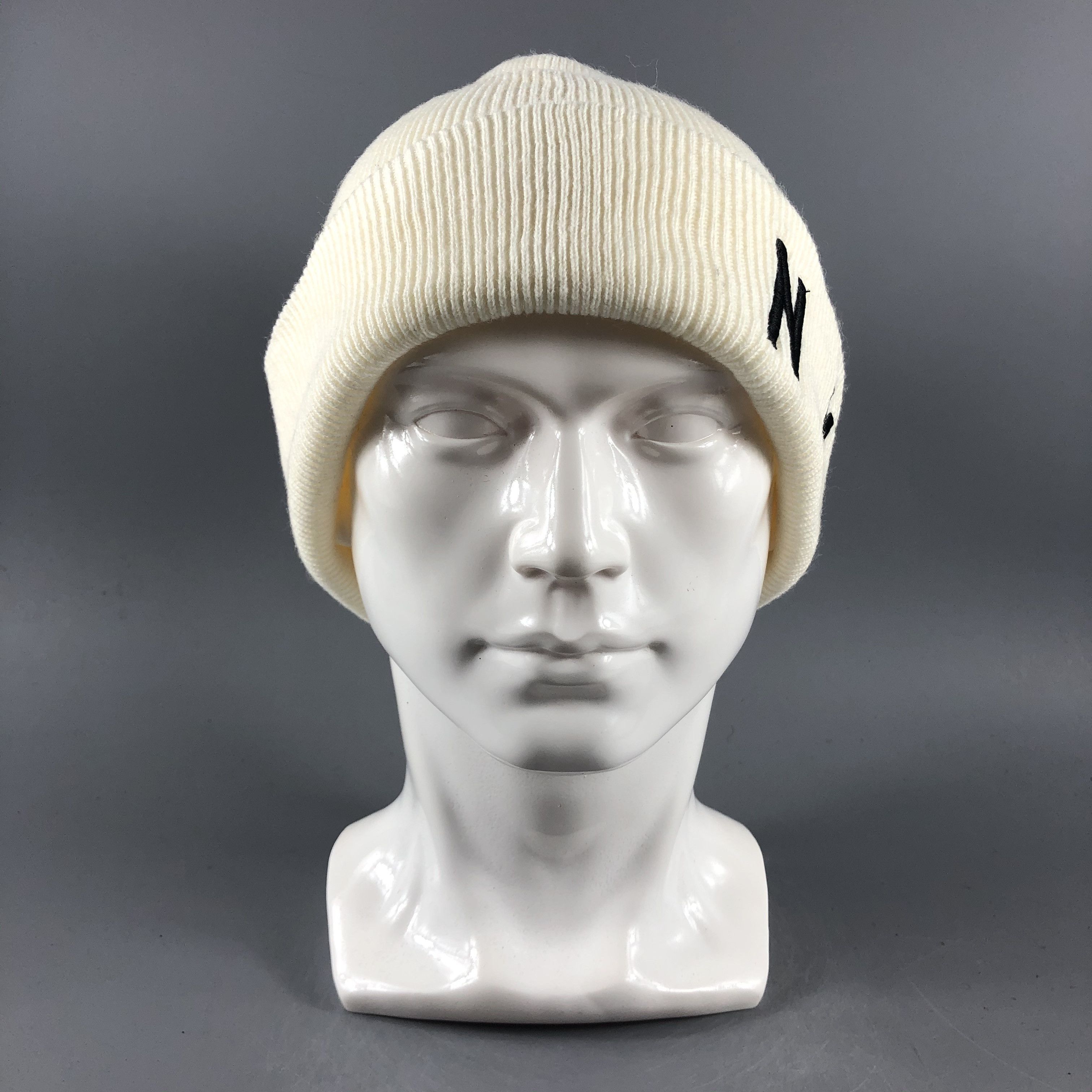 Vintage NYC Spray Premium Beanie Snow Hat Snow Cap -D040 Size ONE SIZE - 7 Thumbnail