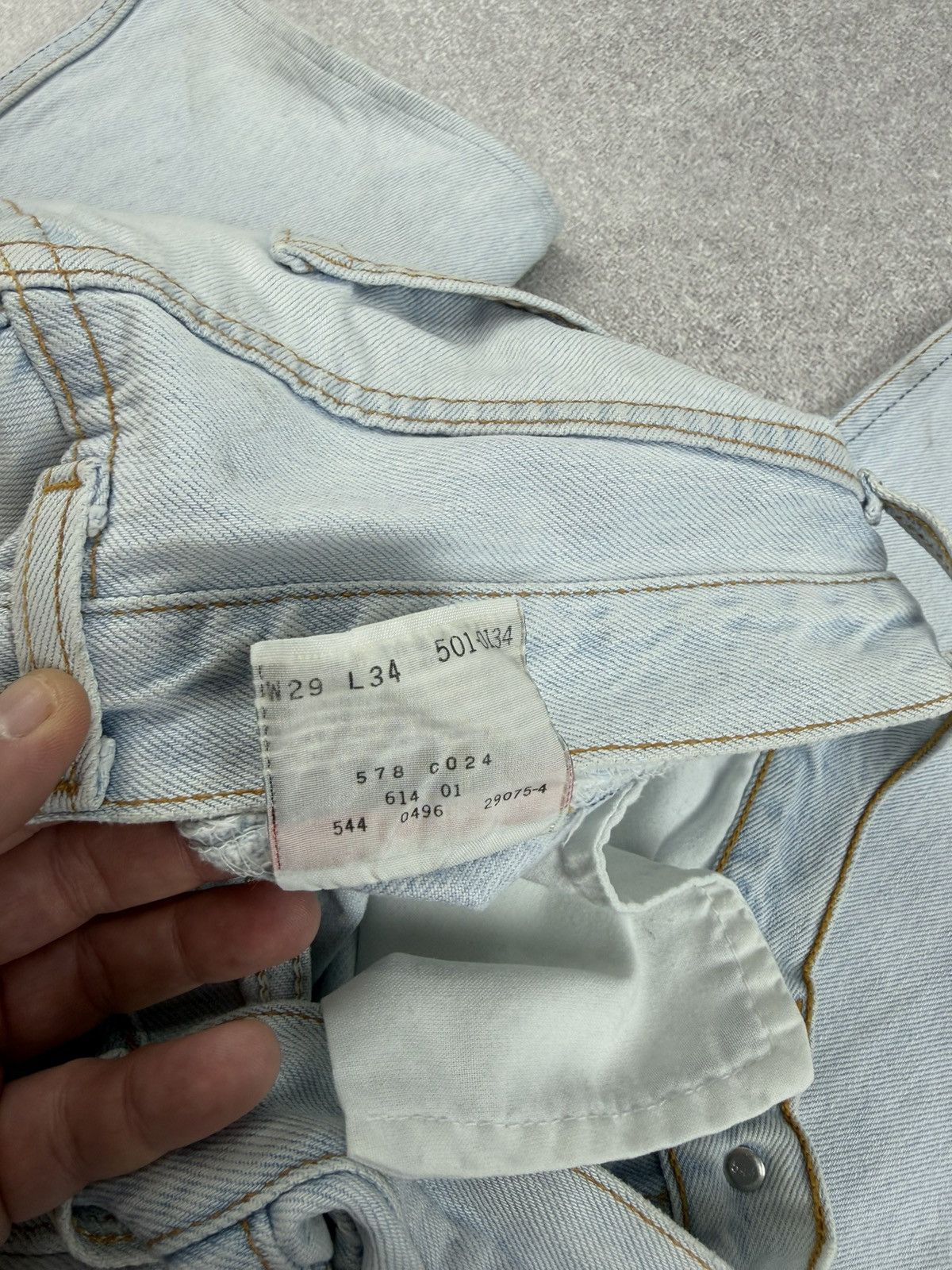 Levi's Vintage Levis Blue Denim Jeans Men’s Size 29x34 Size US 29 - 19 Thumbnail
