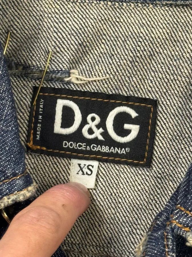 Dolce & Gabbana 2000s Dolce & Gabbana Blue Denim Golden Safety Pin Distressed Jacket Size XS / US 0-2 / IT 36-38 - 8 Thumbnail