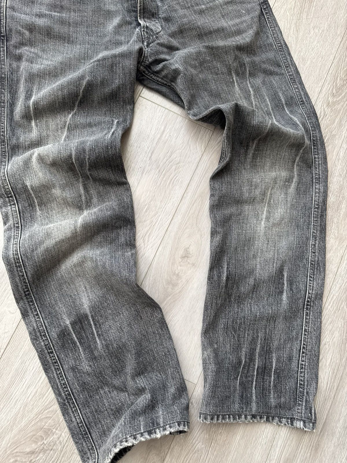 Diesel Vintage Diesel Grey Distressed Jeans Y2K Size US 31 - 3 Thumbnail