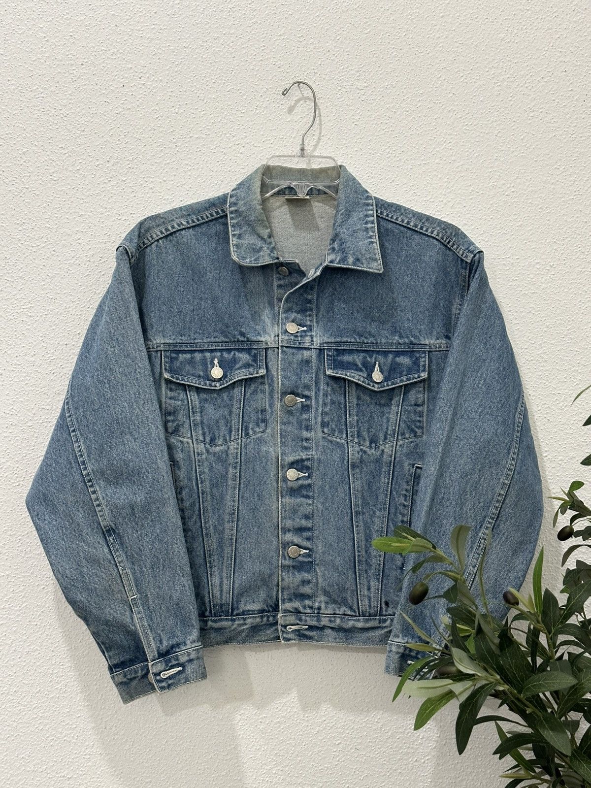 Disney Vtg 90s The Disney Winnie the Pooh & Friends Denim Jacket L Size US L / EU 52-54 / 3 - 3 Thumbnail