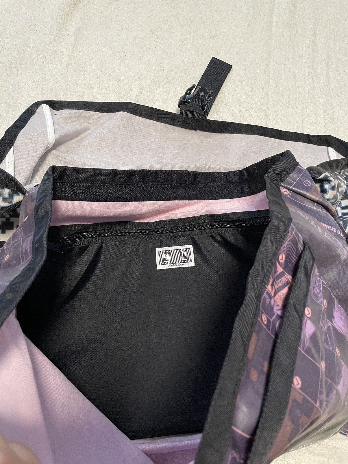 Cav Empt Cav Empt Design Messenger Bag Size ONE SIZE - 5 Thumbnail