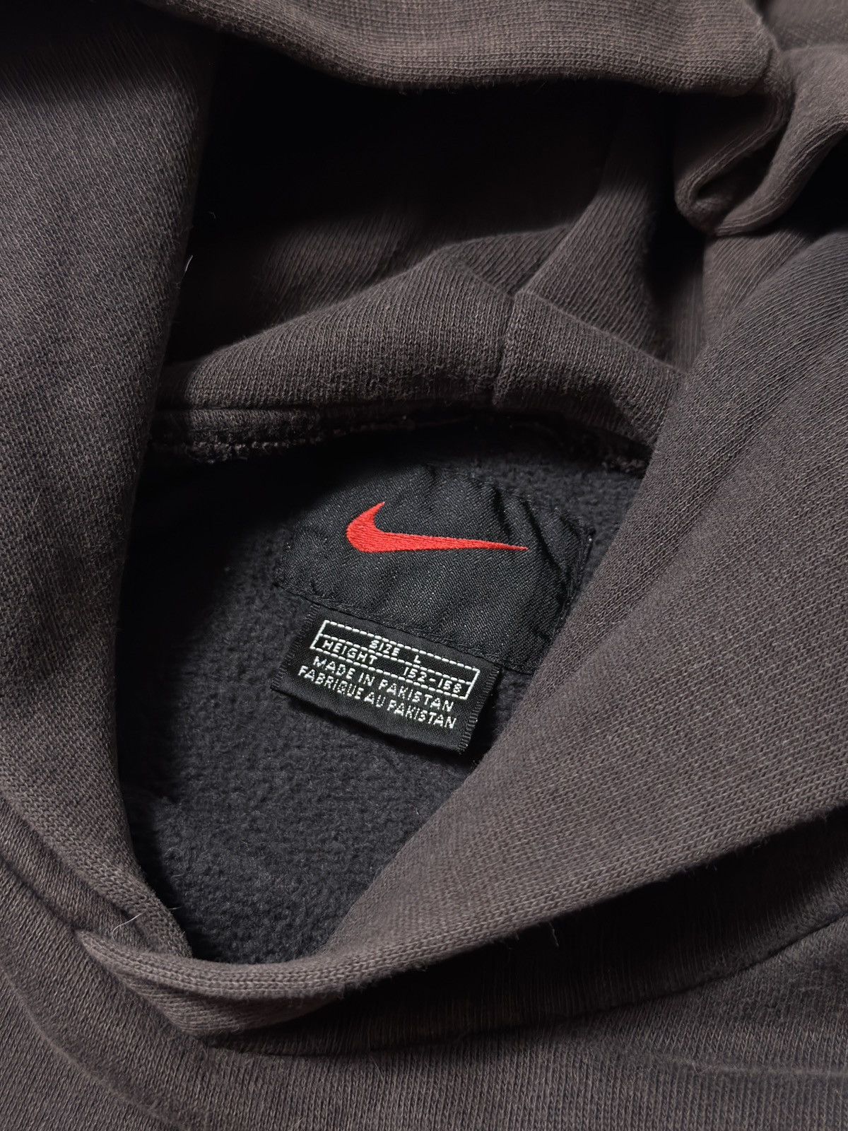 Nike VINTAGE NIKE BOXY FITED SUNFADED 2000s HOODIE Size S / US 4 / IT 40 - 3 Thumbnail