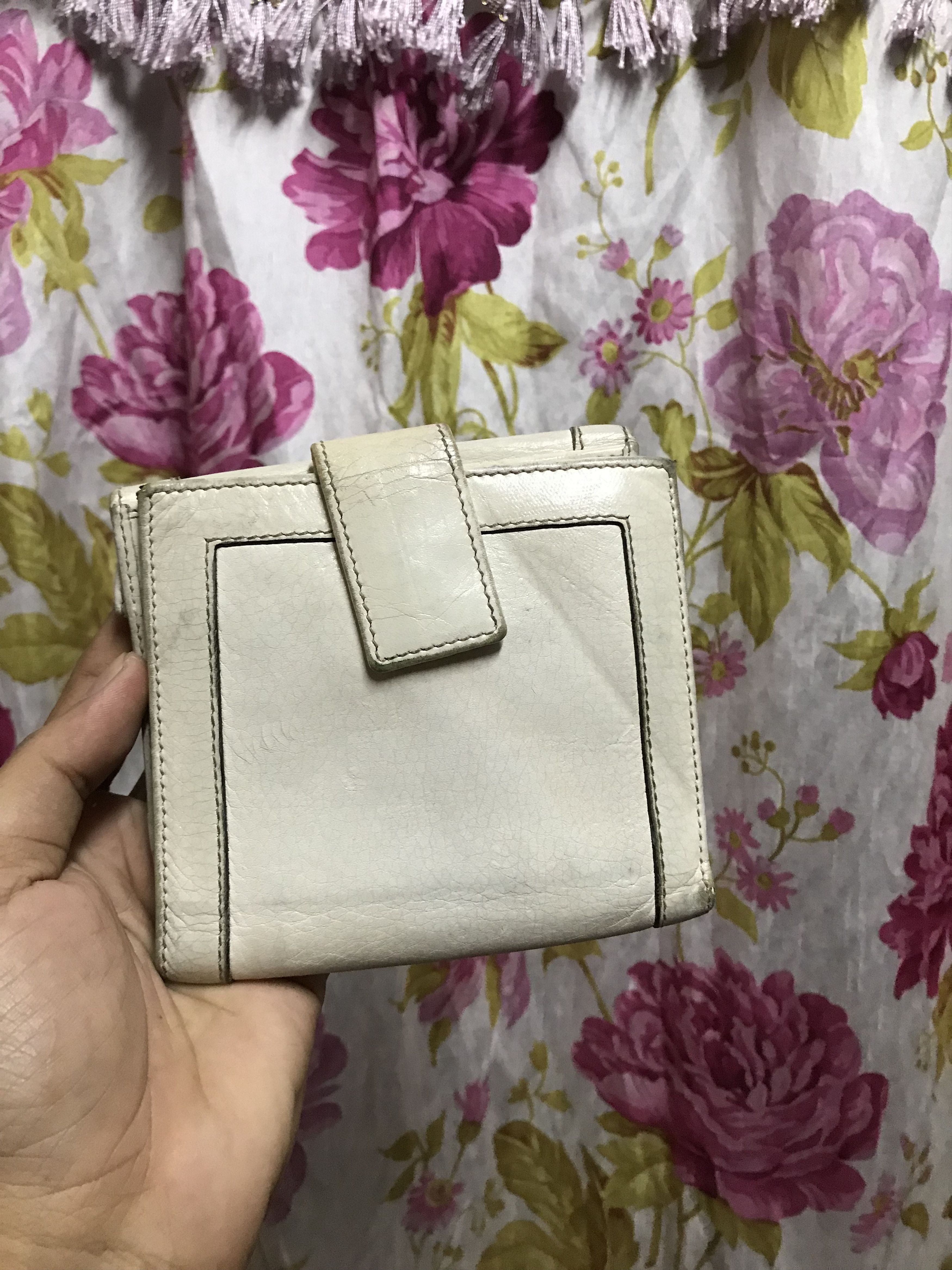 Gucci Authentic Gucci Wallet Vintage Size ONE SIZE - 2 Thumbnail