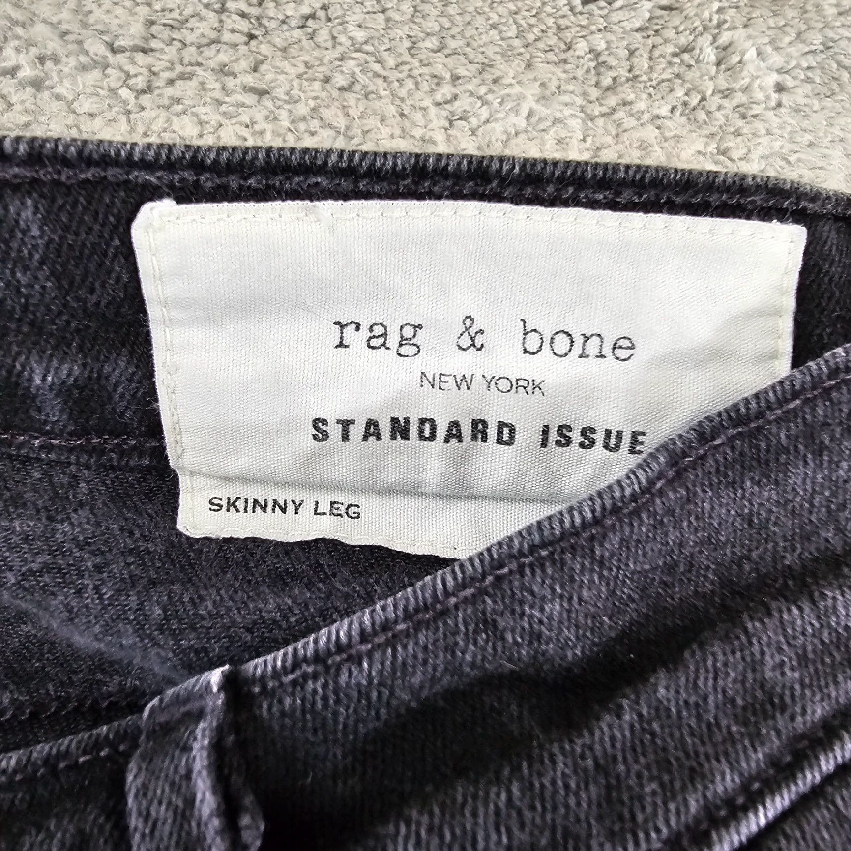 Rag & Bone Rag & Bone Jeans Mens 31x29 Black Skinny Leg Button Fly Stretch Denim Leather Logo 5-Pocket Mens Jeans Black Size US 31 - 3 Thumbnail