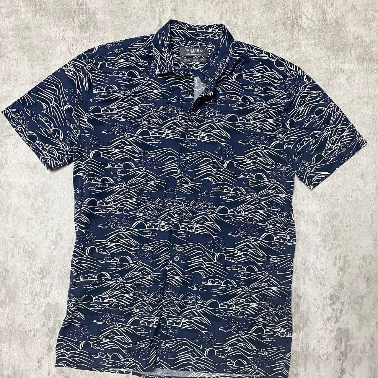 Other Navy & white short sleeve button up shirt Size US S / EU 44-46 / 1 - 1 Thumbnail