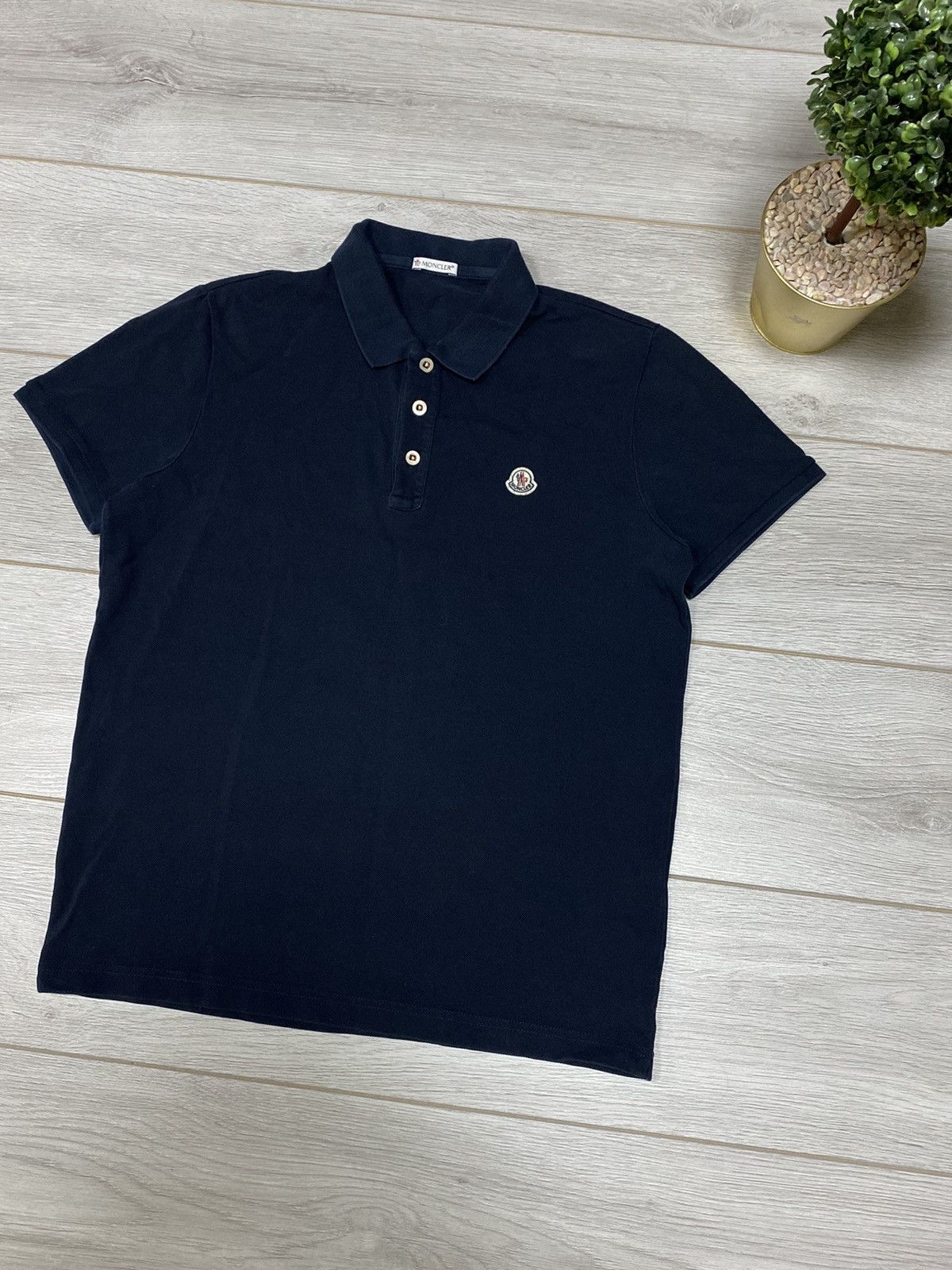 Moncler Moncler 🇫🇷 France neck logo polo t-shirt three buttons Size US M / EU 48-50 / 2 - 2 Thumbnail