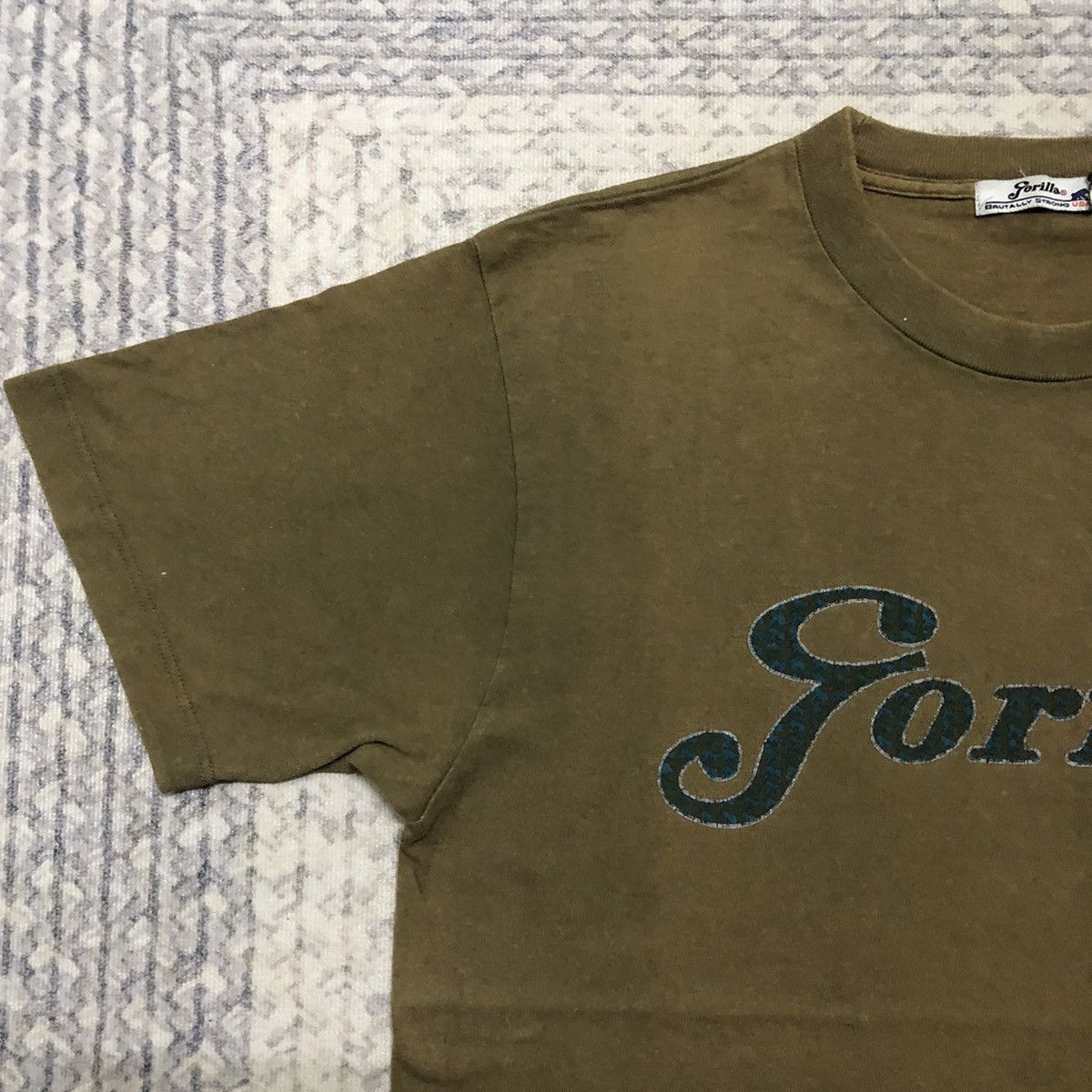 Vintage Rare Distressed Vintage Y2K Gorilla Spellout Streetwear Tees Size US M / EU 48-50 / 2 - 6 Thumbnail