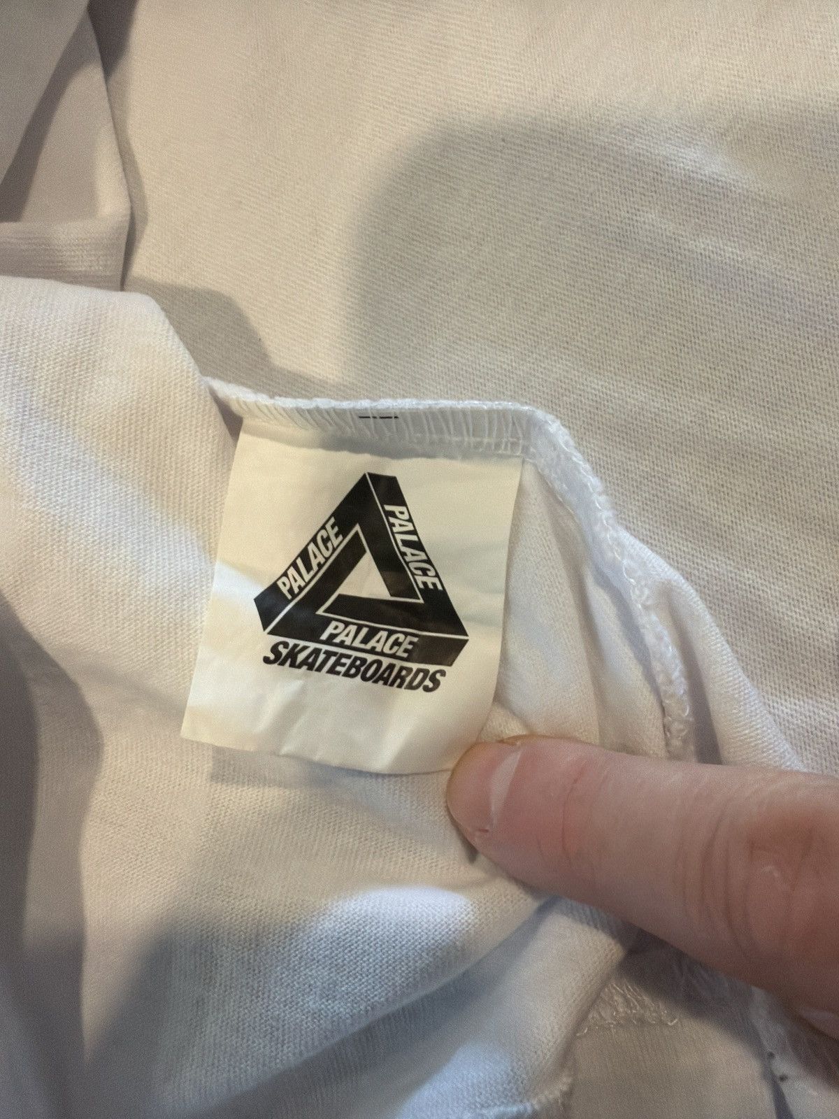 Palace Palace “Thanks A Bunch” SS22 Tshirt Size US M / EU 48-50 / 2 - 8 Thumbnail