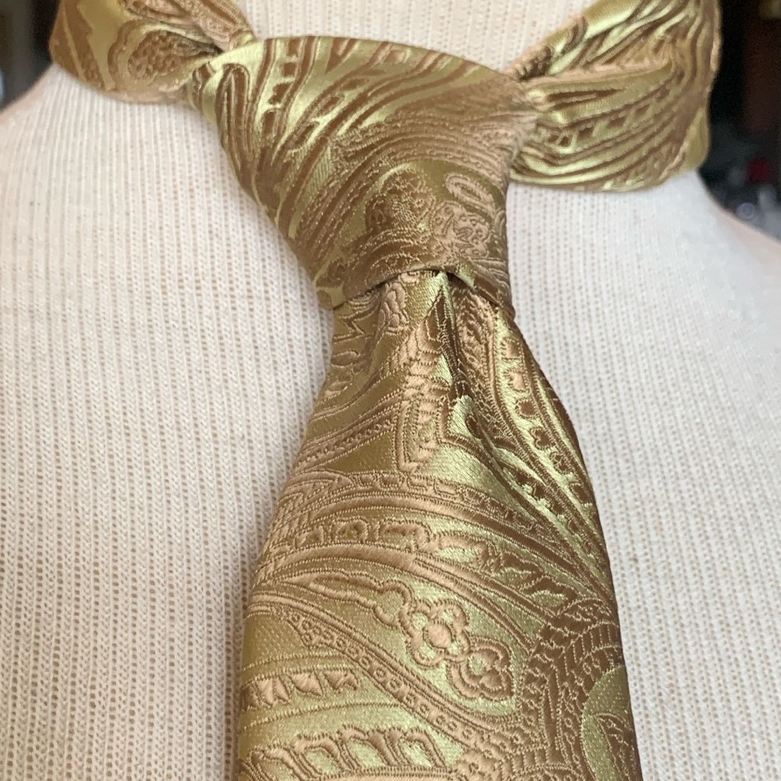 Vintage Barry Wang rich gold silk brocade jacquard handmade necktie Size ONE SIZE - 1 Thumbnail