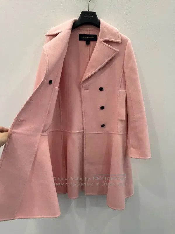 Louis Vuitton Louis Vuitton Pink Cashmere Women's Coat . Size S / US 4 / IT 40 - 2 Thumbnail