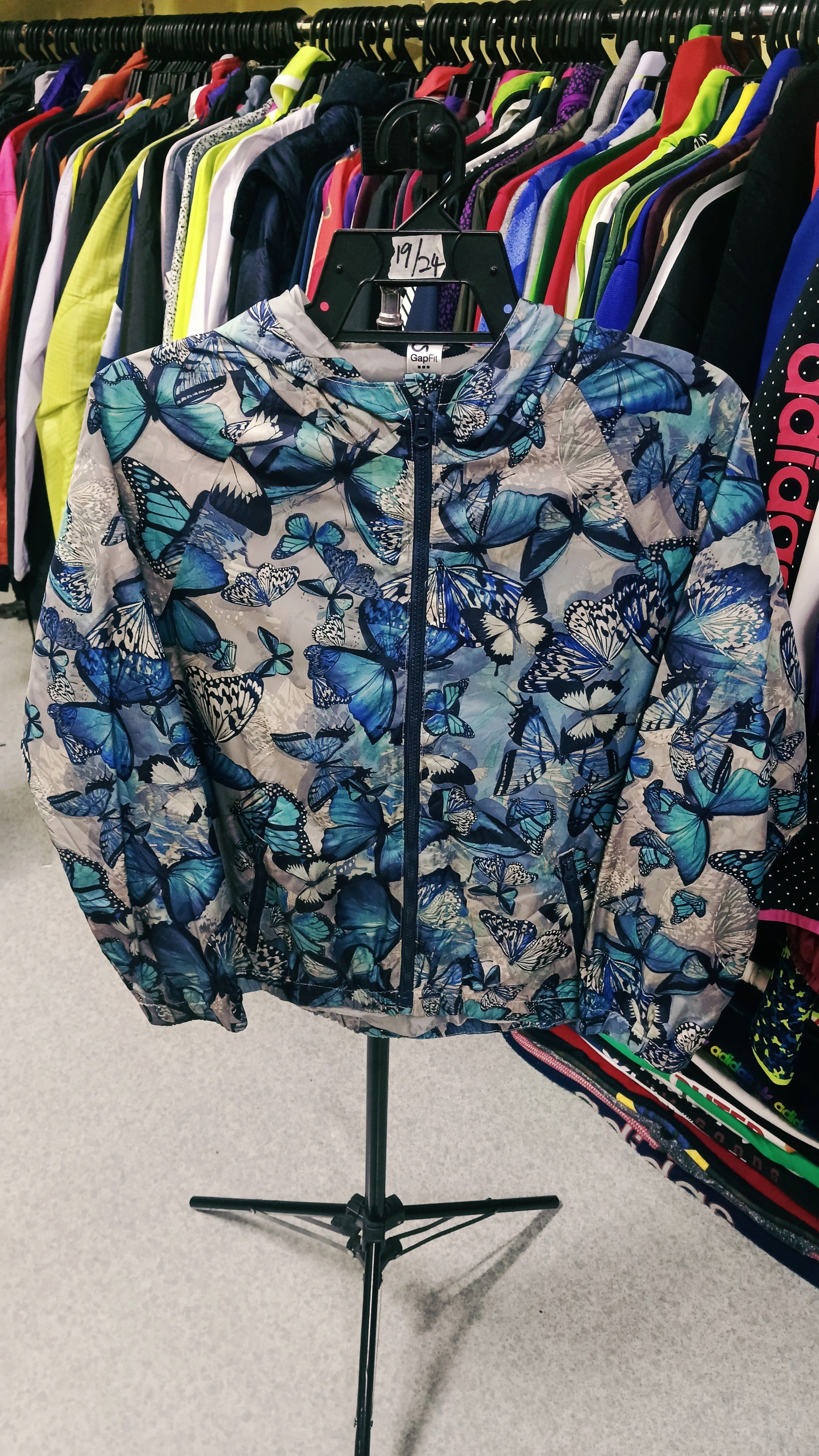 Gap GapFit Butterfly Full Print Windbreaker Size S / US 4 / IT 40 - 1 Thumbnail