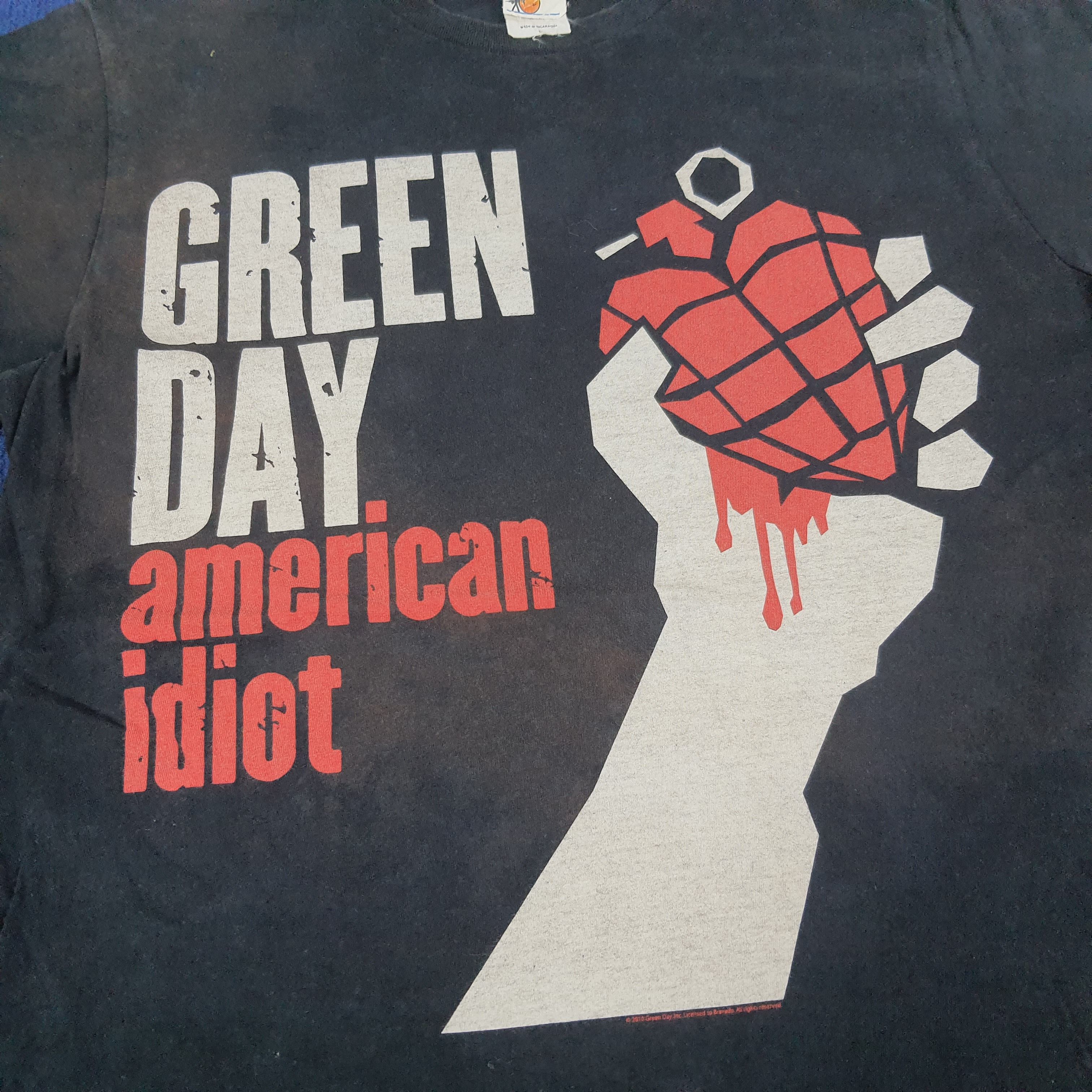 Band Tees × Vintage Vintage Green Day American Idiot American Band T-shirt Size US M / EU 48-50 / 2 - 2 Thumbnail