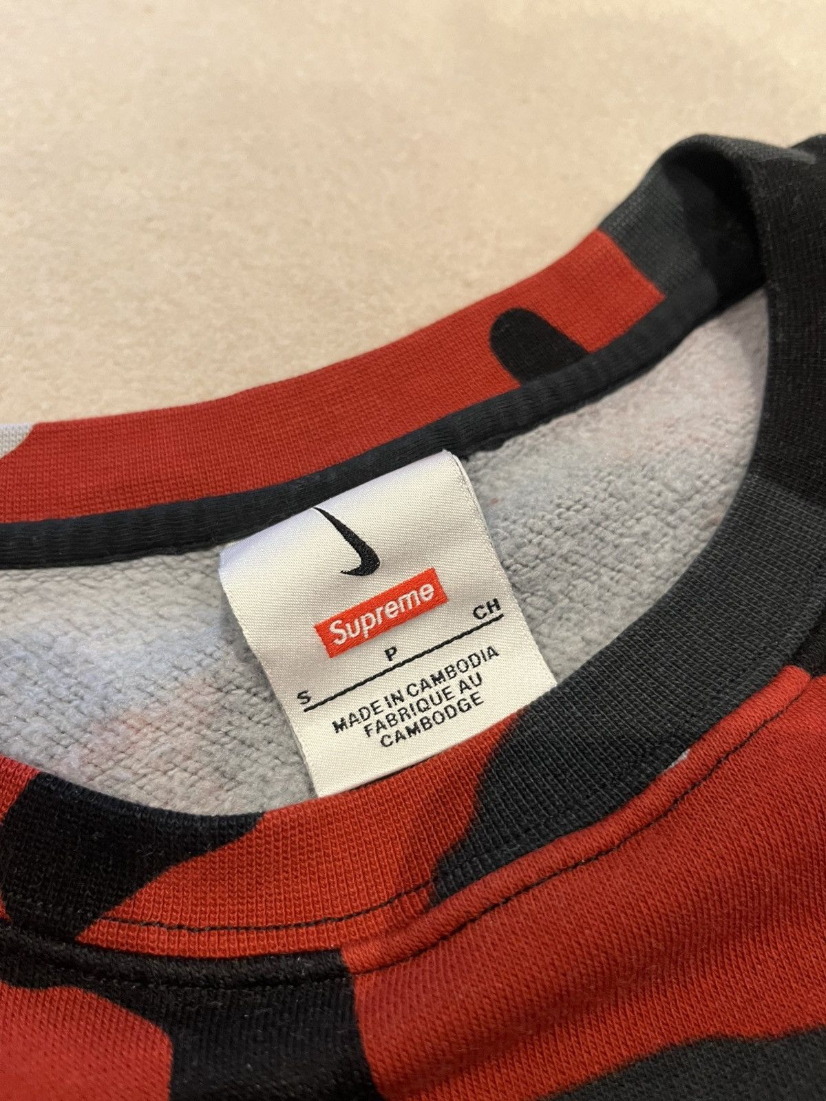 Nike × Supreme Supreme x Nike crew neck camo Size US S / EU 44-46 / 1 - 5 Thumbnail