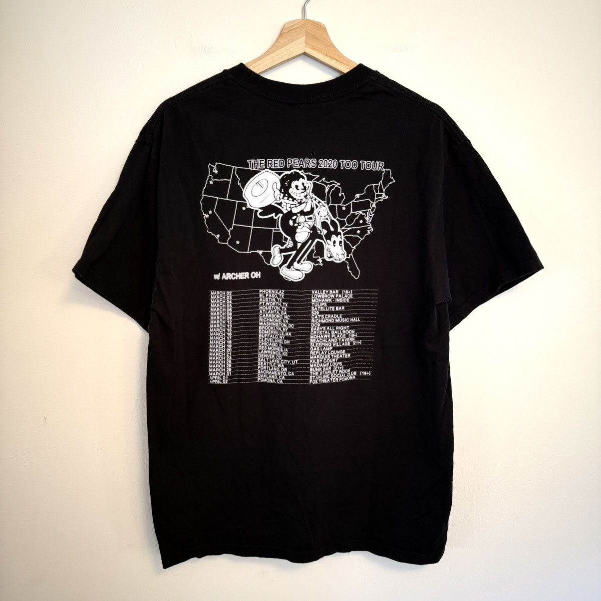 Band Tees The Red Pears Indie Band “2020 Too” Tour Dates Graphic Tee Size US L / EU 52-54 / 3 - 1 Thumbnail