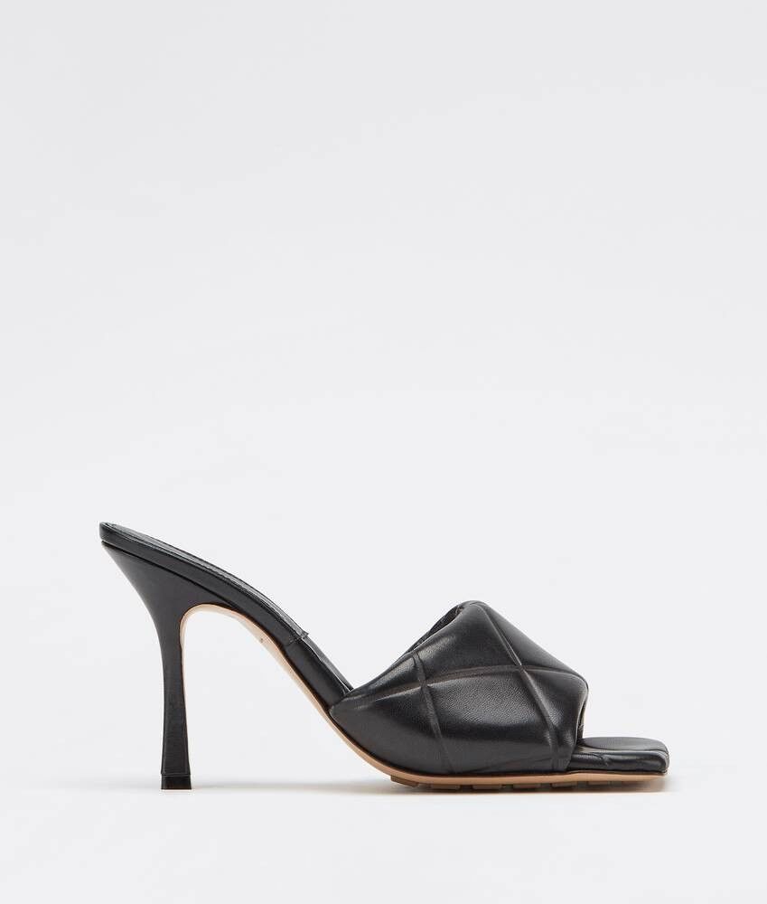 Bottega Veneta o1lf3ng10525 Rubber Lido Sandals in Black Size US 9 / IT 39 - 1 Thumbnail