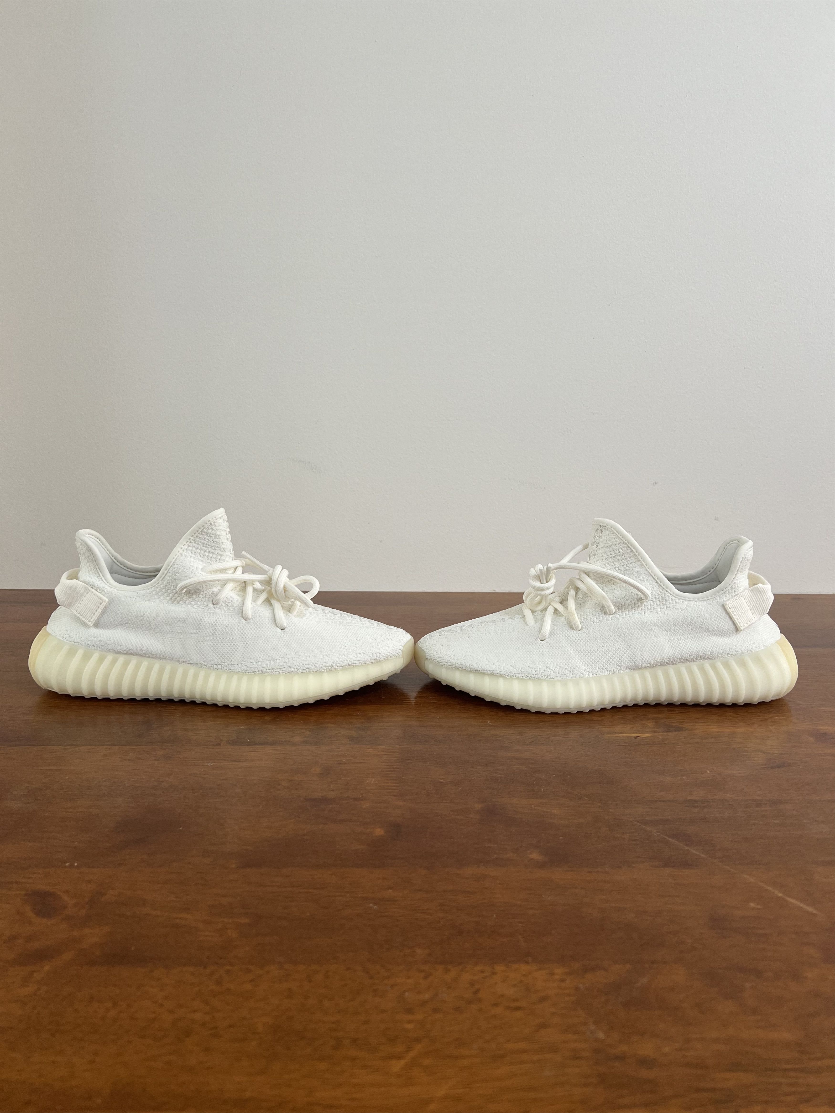 Adidas 💚 Adidas Yeezy Boost 350 V2 Cream US 9 NEW Size US 9 / EU 42 - 2 Thumbnail