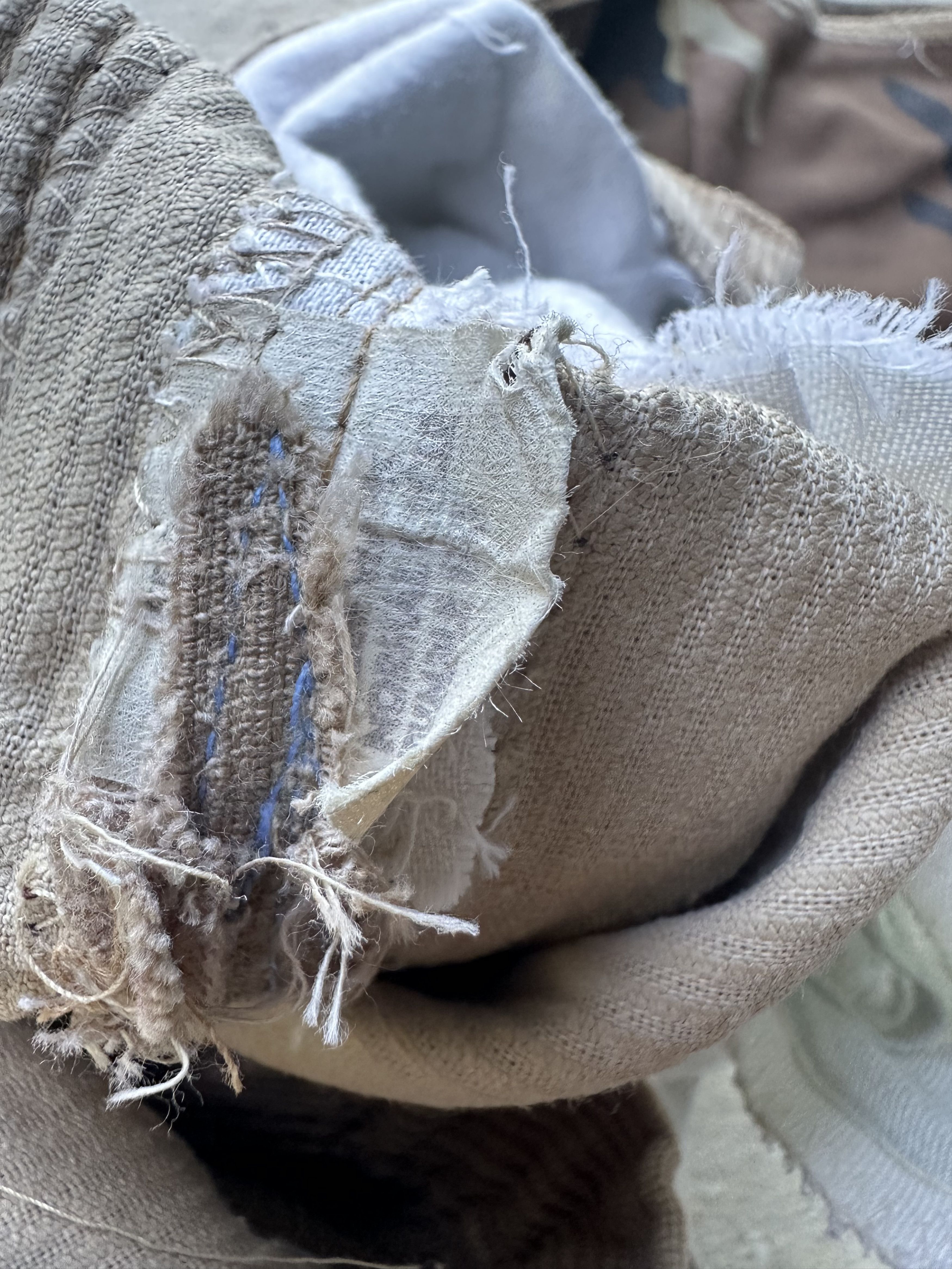 Levi's Vintage Levis 80s No 10 Reconstructed Woodland Camo Curduroy Size US 29 - 20 Thumbnail